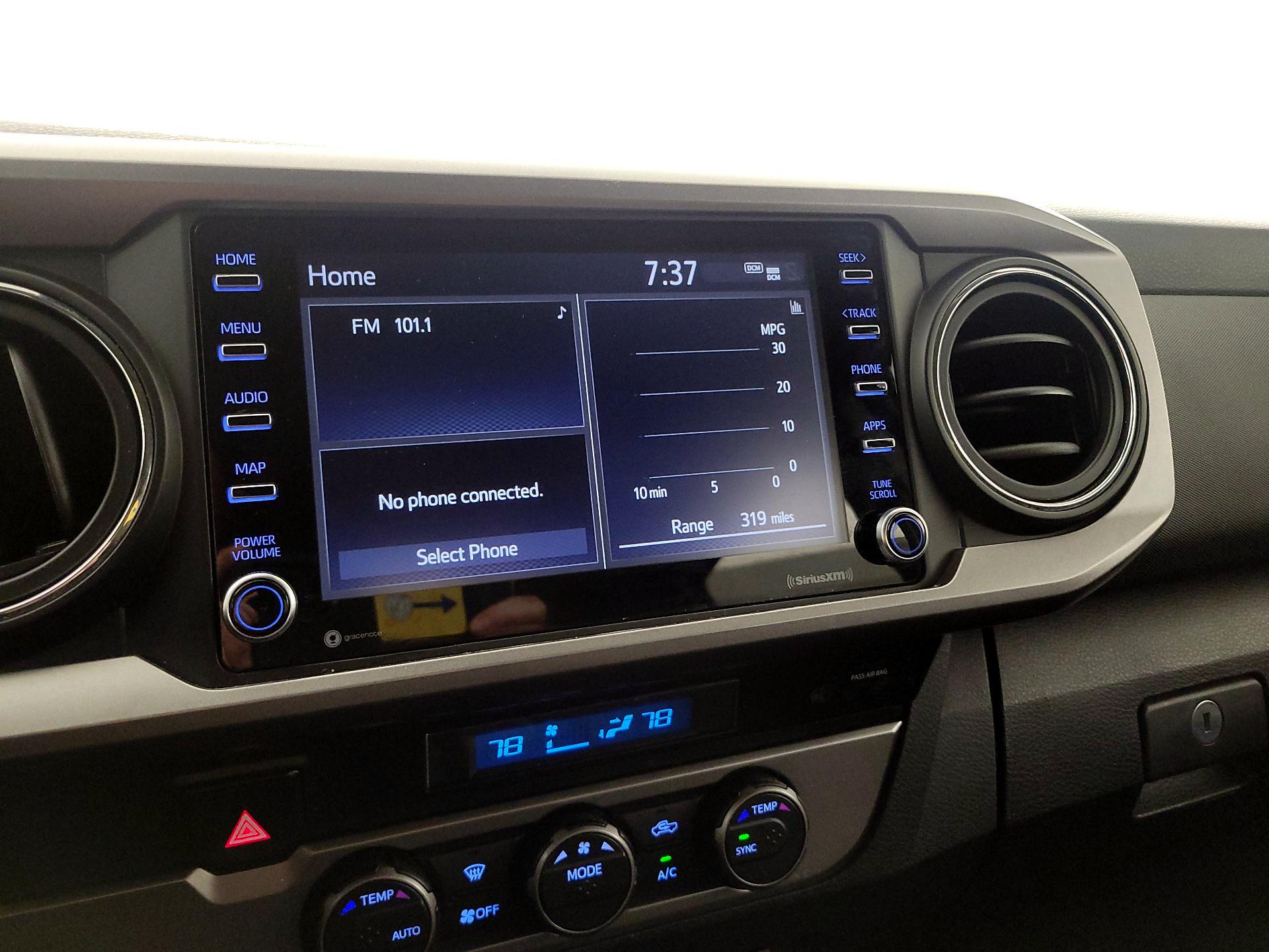 Thumbnail: 2021 Toyota Tacoma - 15