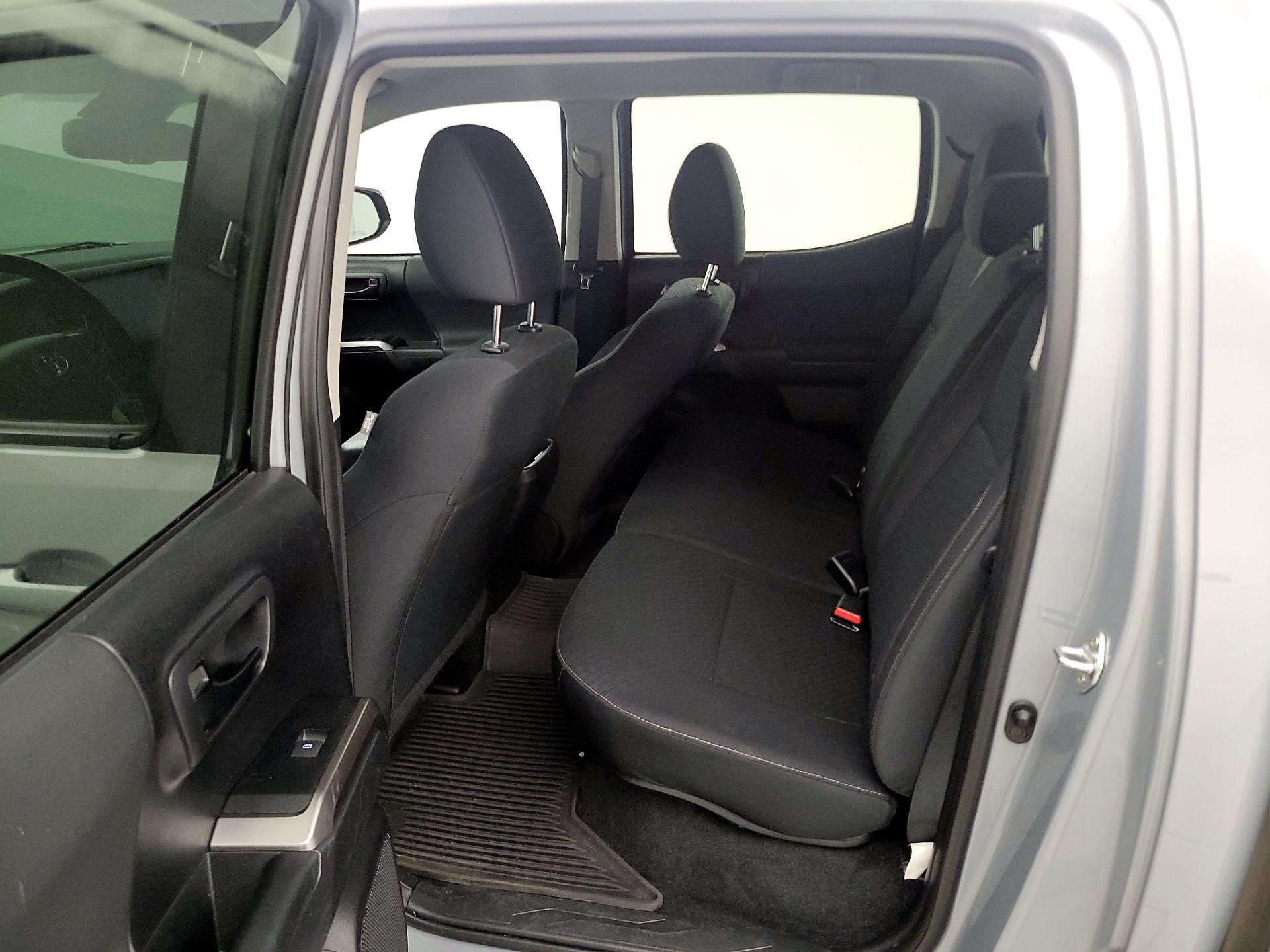 Thumbnail: 2021 Toyota Tacoma - 19