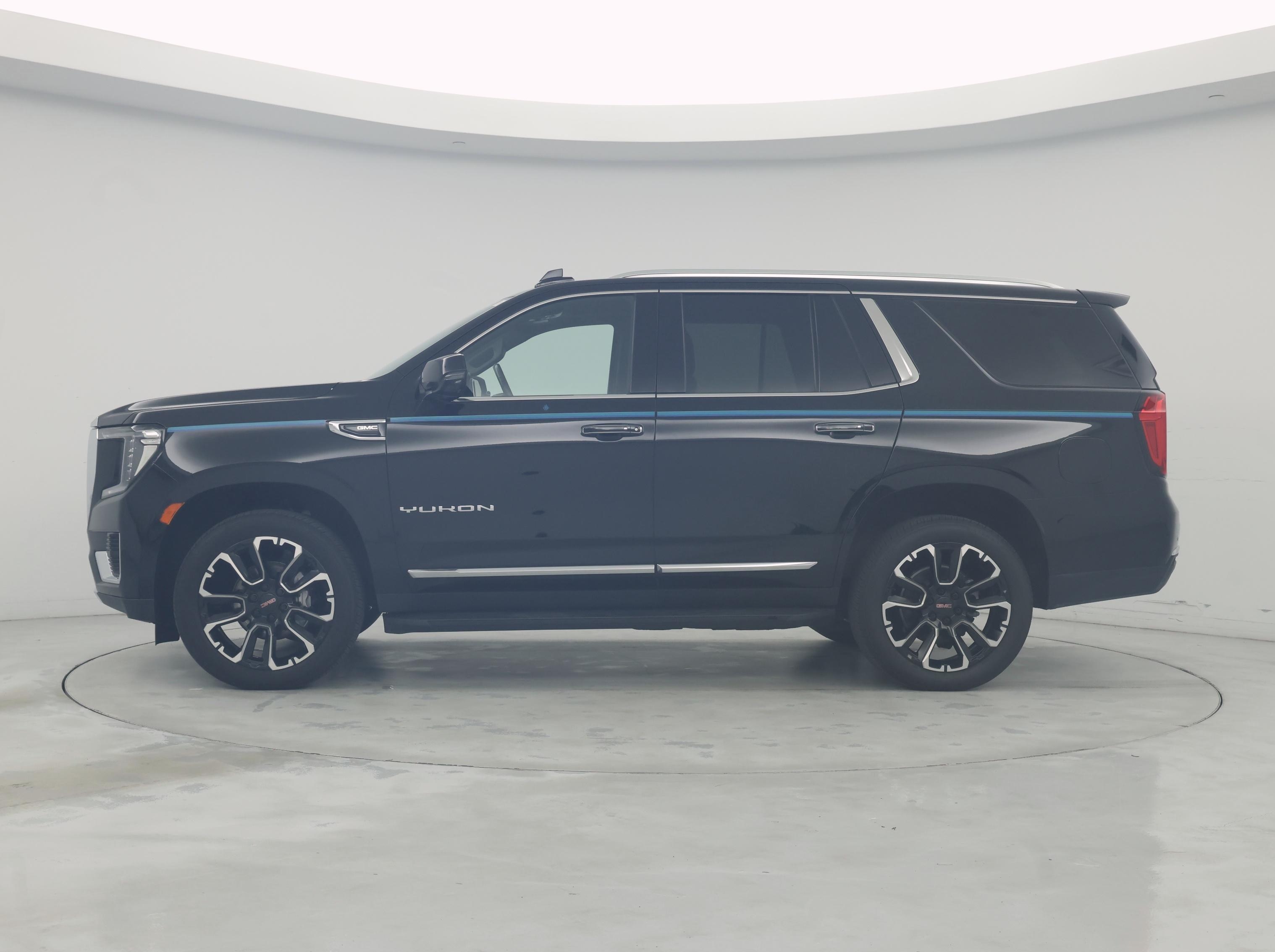 Thumbnail: 2022 GMC Yukon - 3