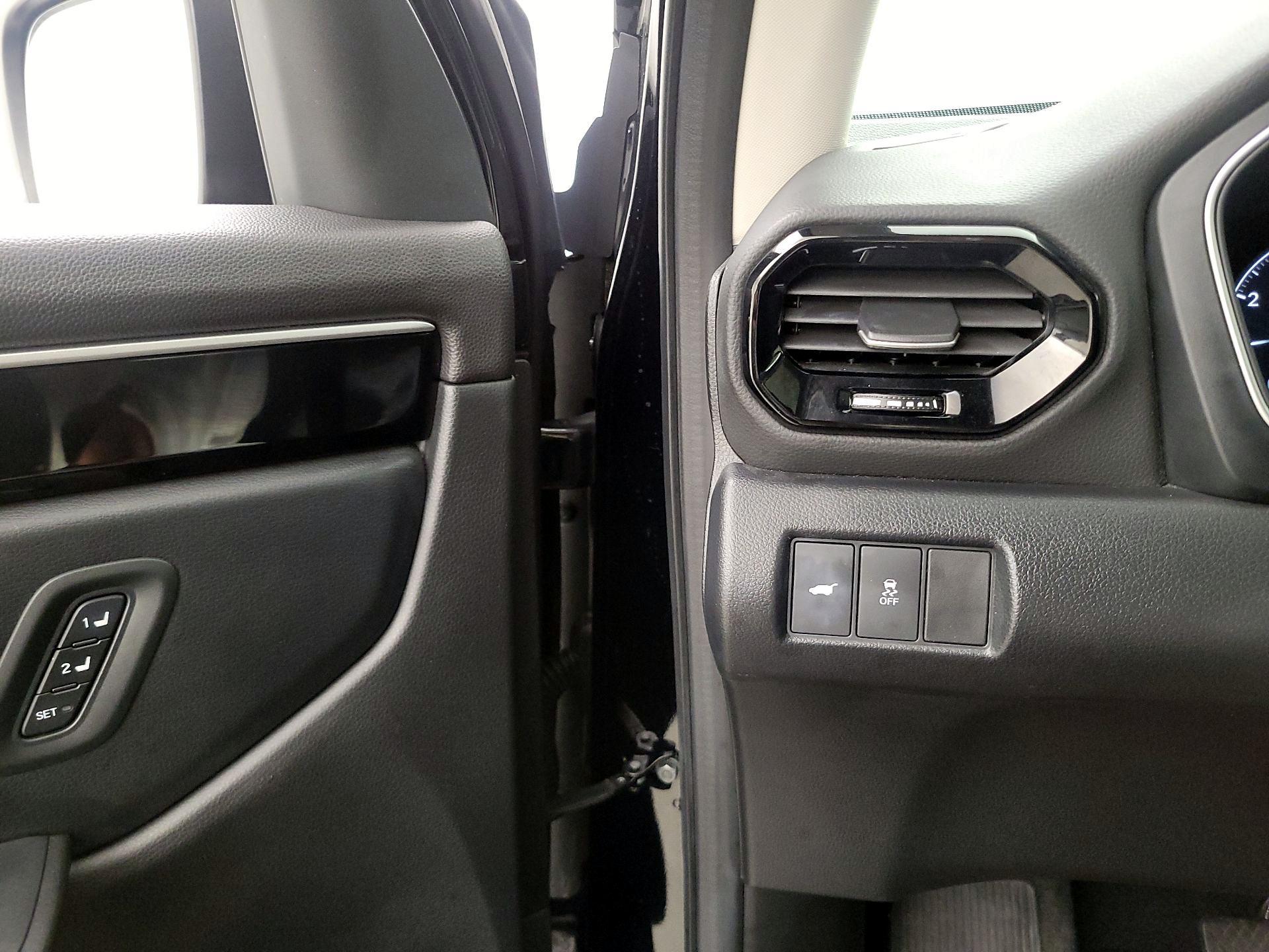 Thumbnail: 2023 Honda Pilot - 13