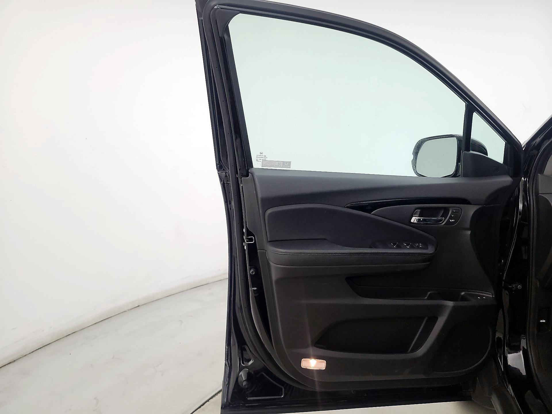 Thumbnail: 2022 Honda Pilot - 12