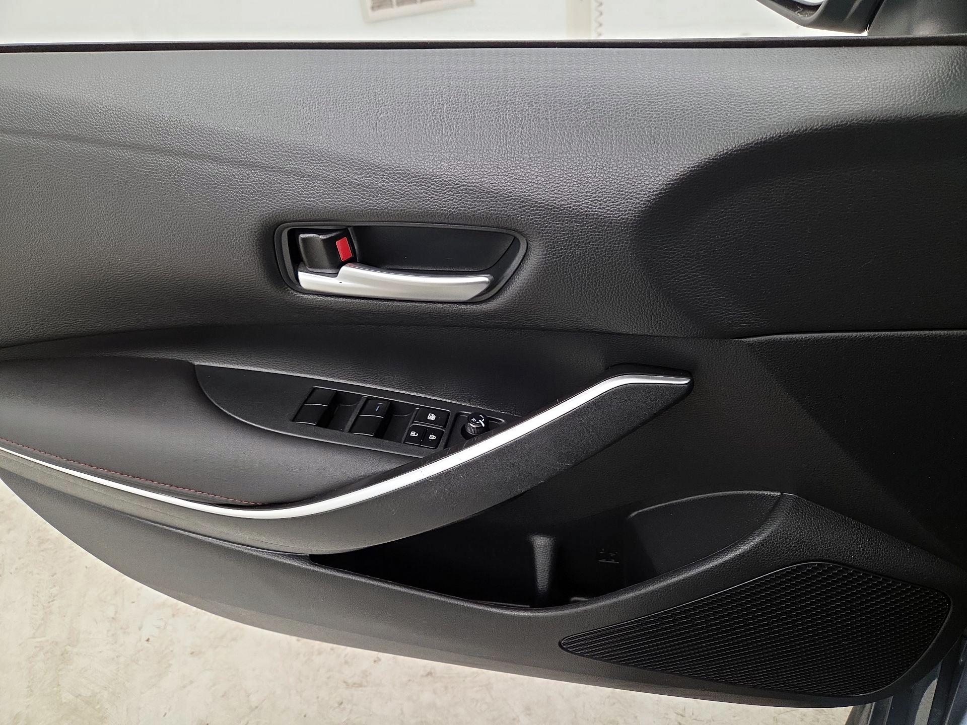 Thumbnail: 2023 Toyota Corolla - 12