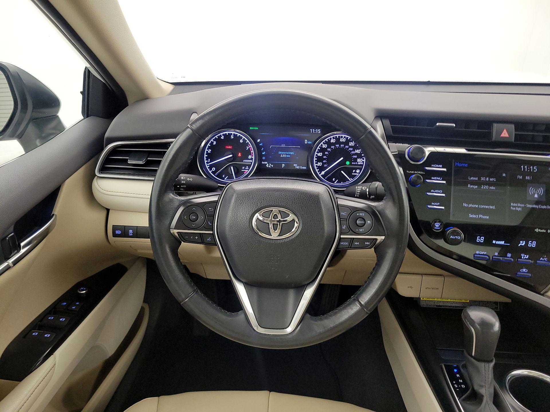 Thumbnail: 2020 Toyota Camry - 10
