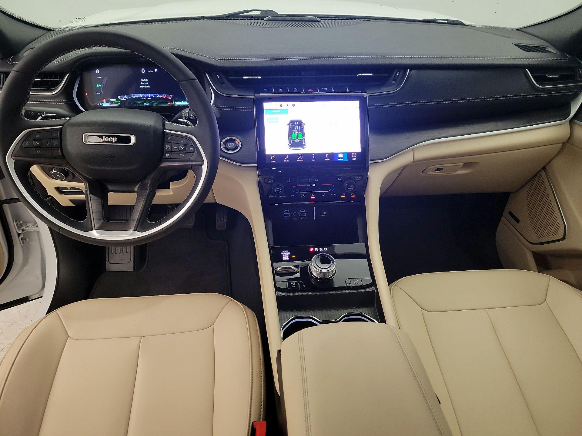 Thumbnail: 2024 Jeep Grand Cherokee - 9