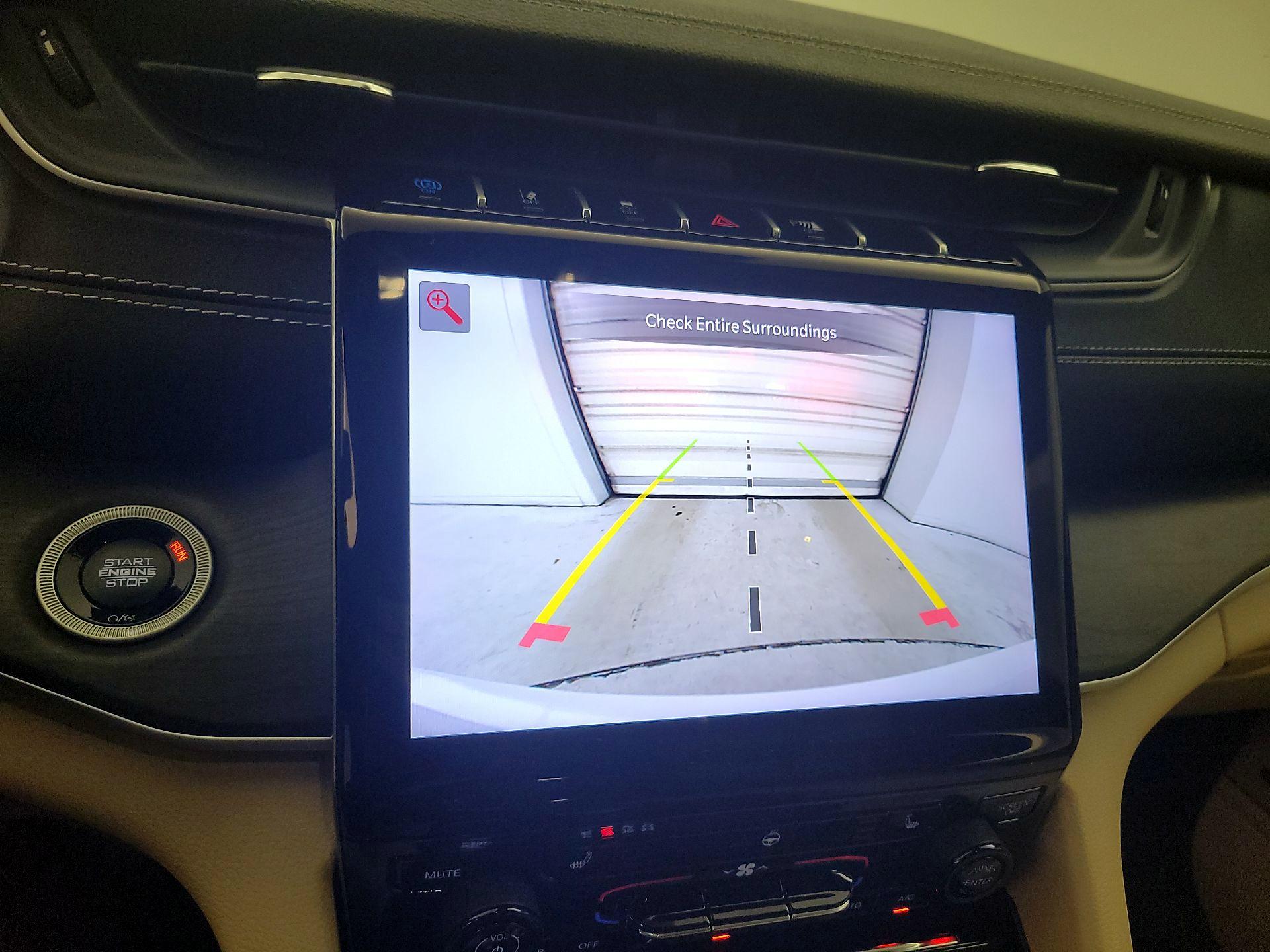 Thumbnail: 2024 Jeep Grand Cherokee - 14