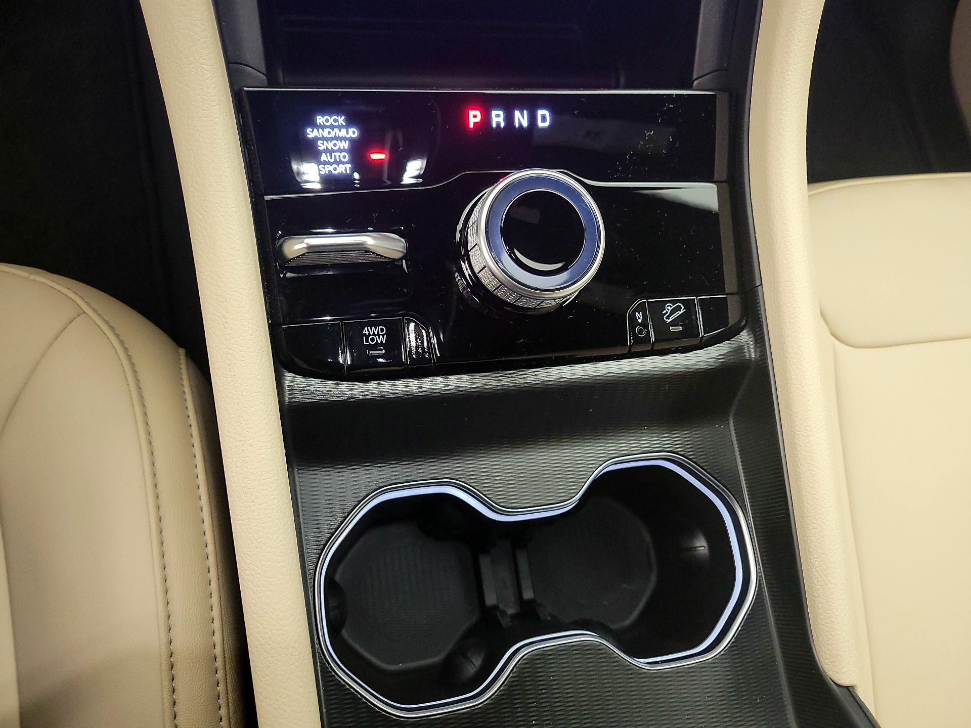 Thumbnail: 2024 Jeep Grand Cherokee - 17