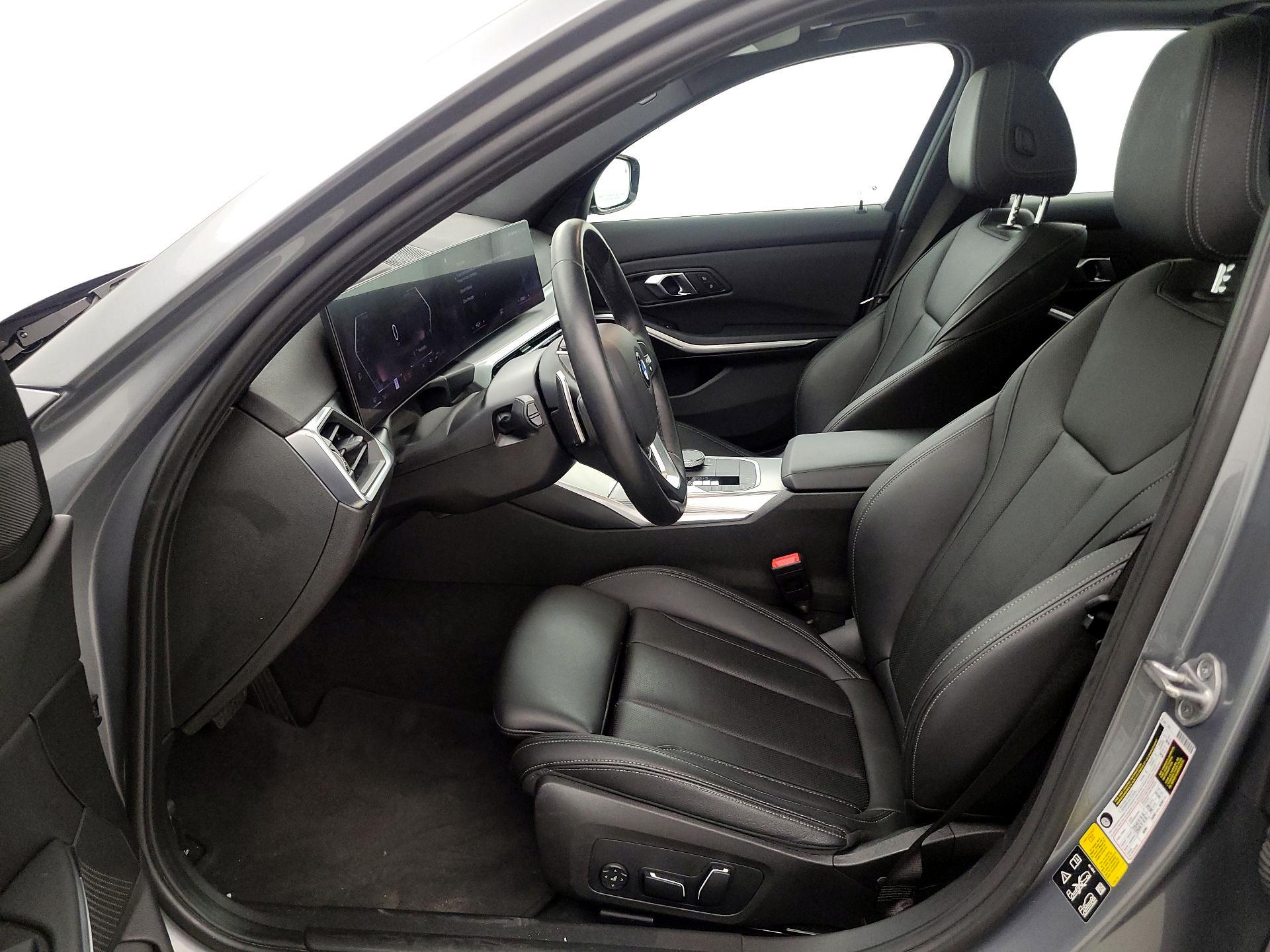 Thumbnail: 2024 BMW 3 Series - 11