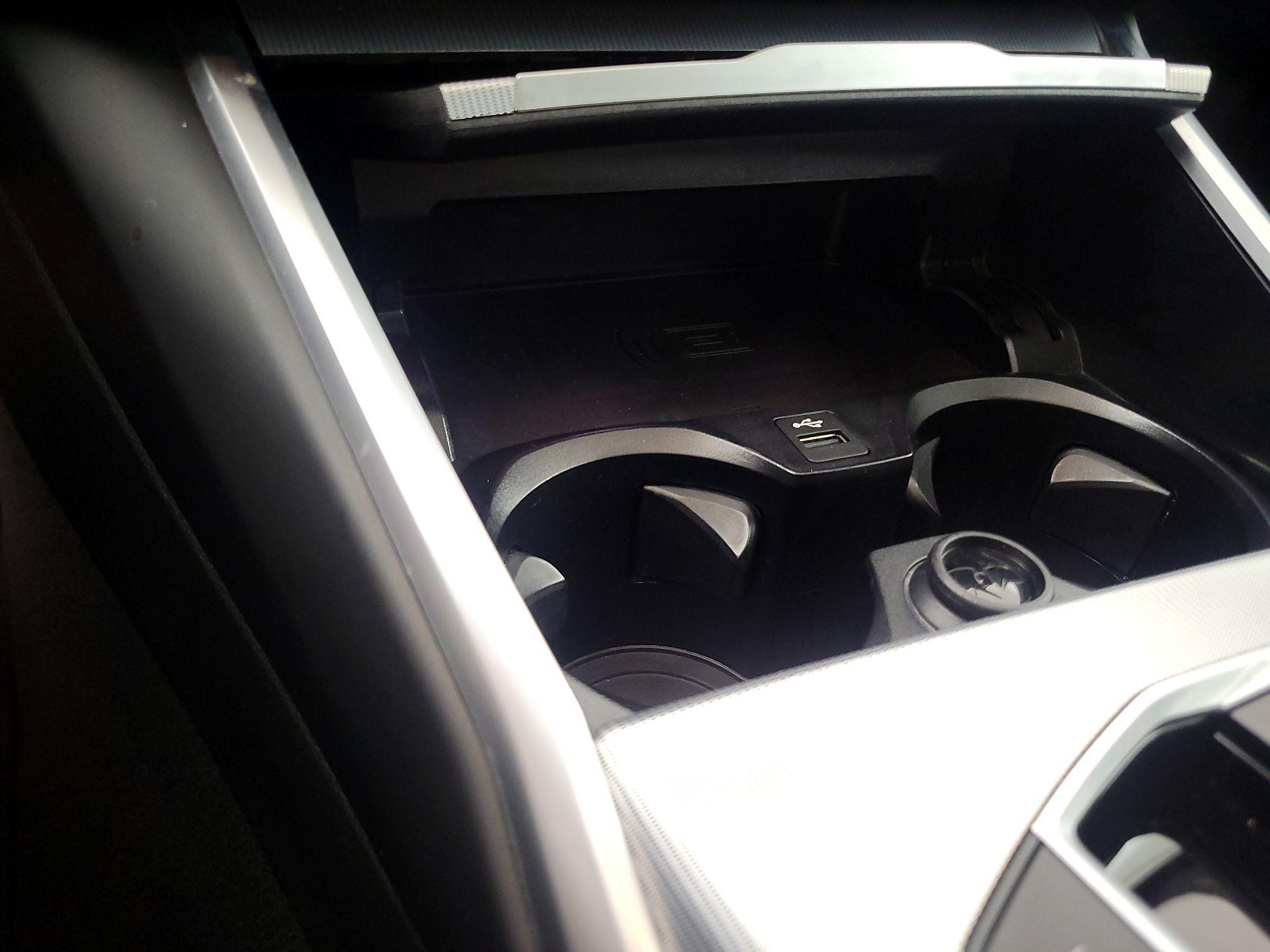 Thumbnail: 2024 BMW 3 Series - 19