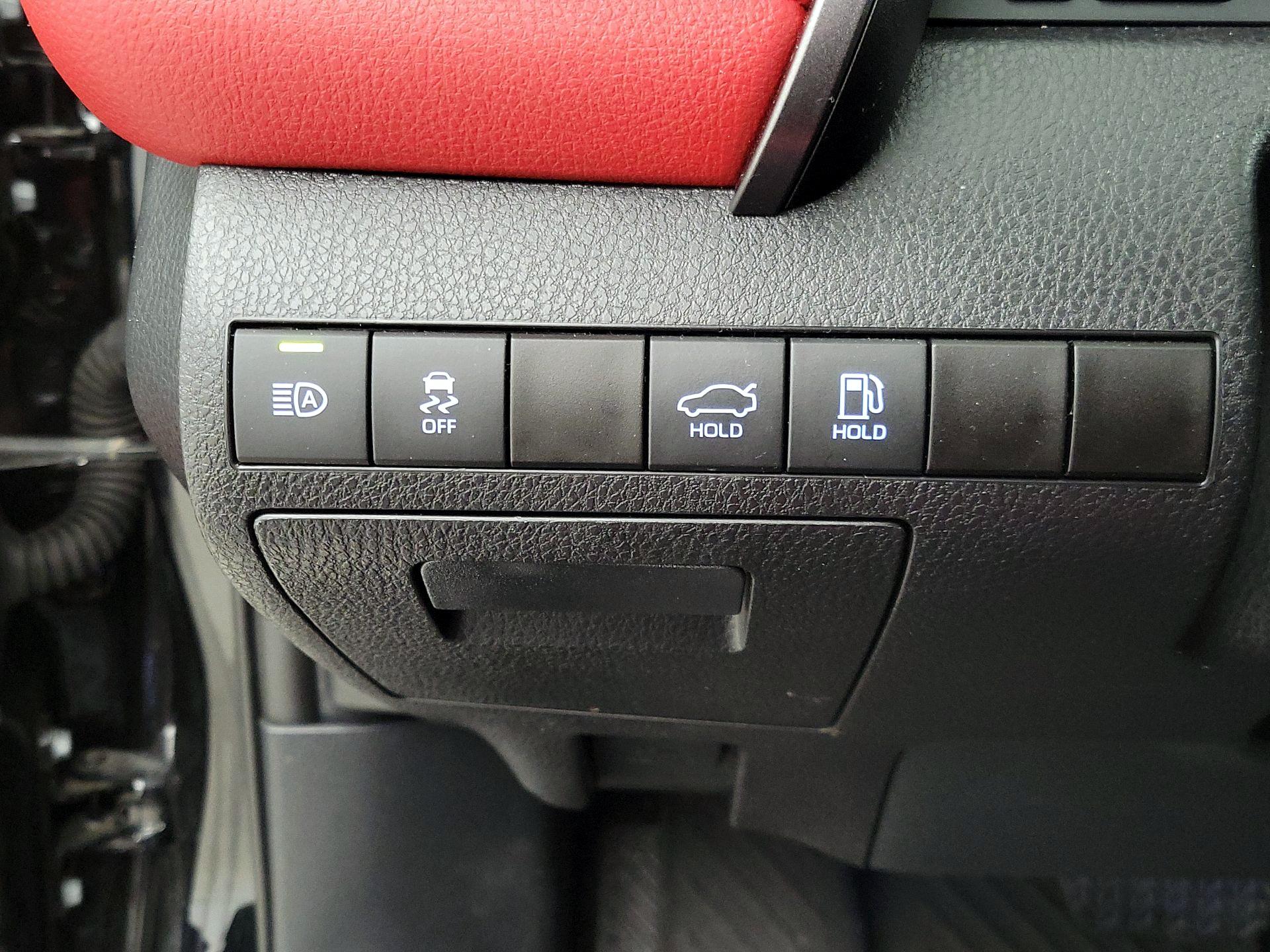 Thumbnail: 2023 Toyota Camry - 13