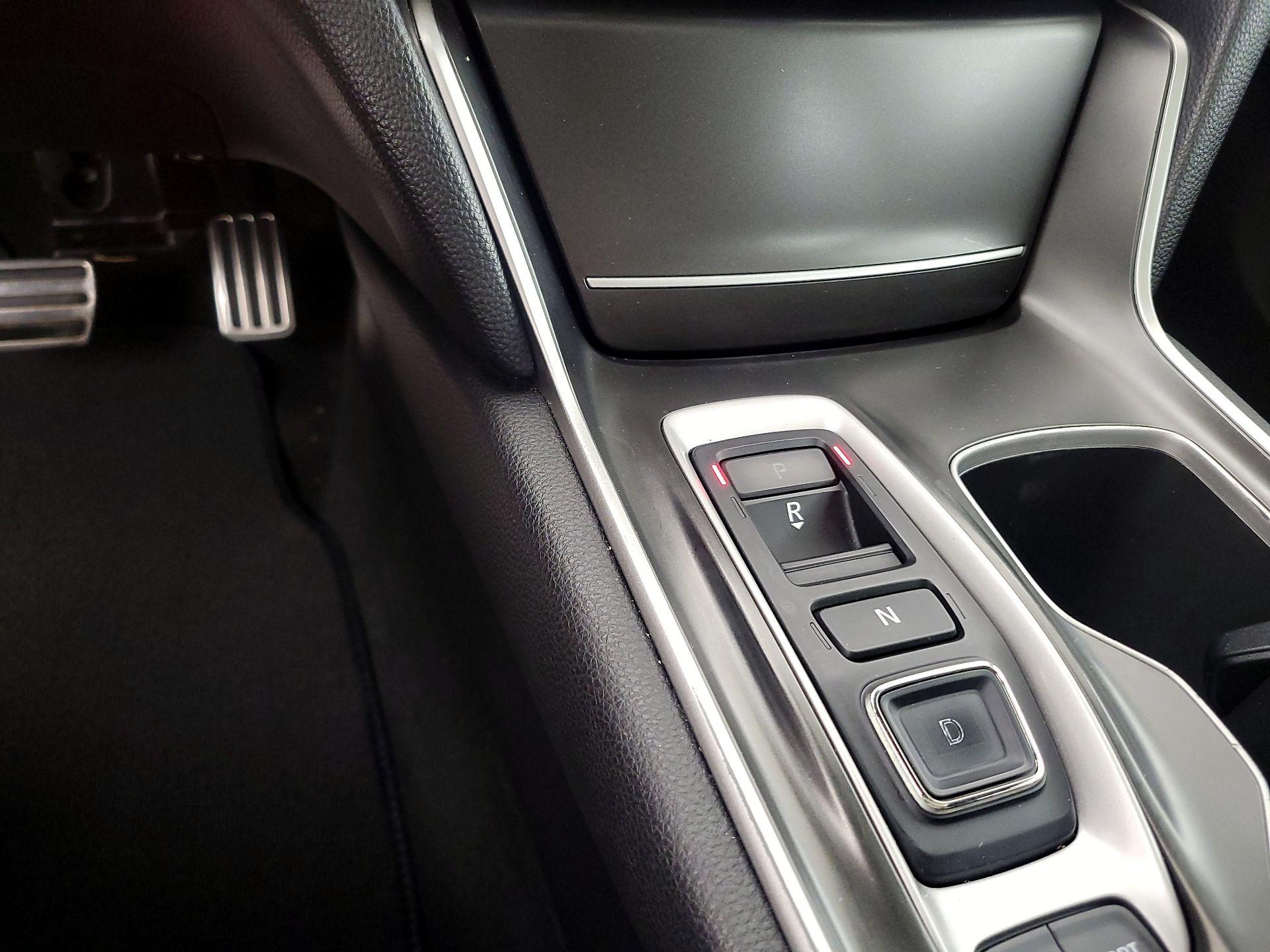 Thumbnail: 2018 Honda Accord - 17