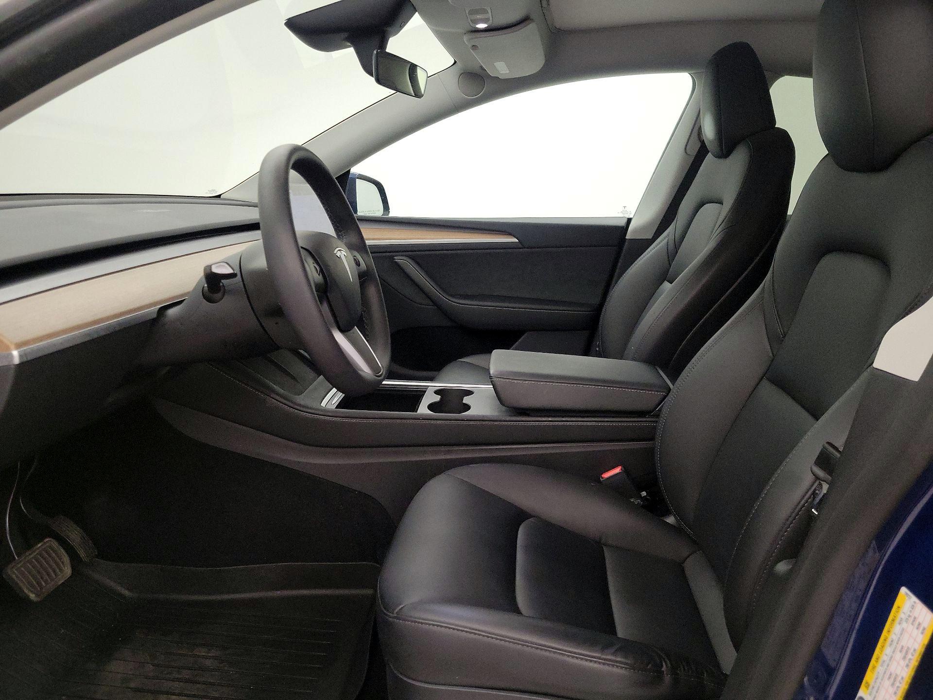 Thumbnail: 2023 Tesla Model Y - 11