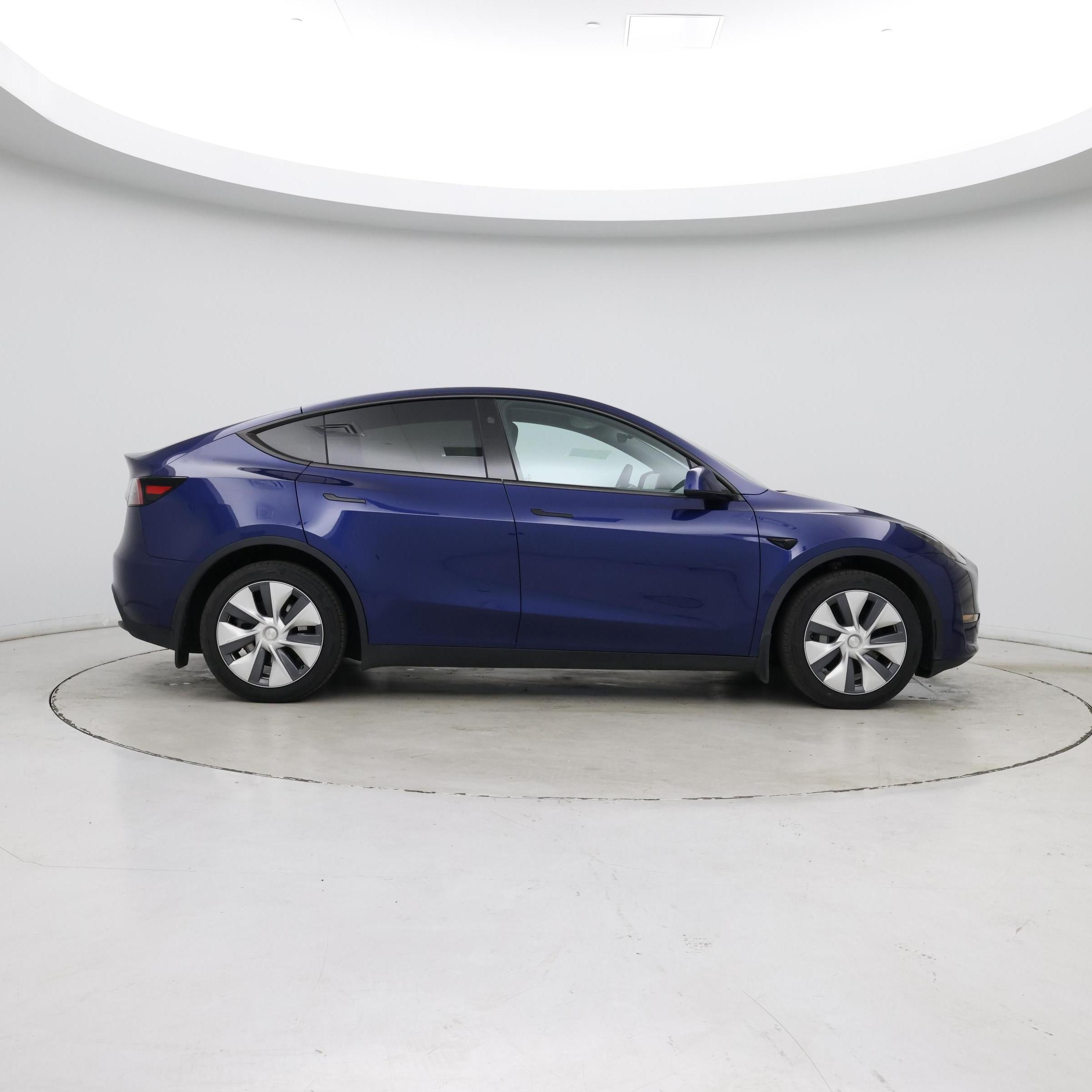 Thumbnail: 2023 Tesla Model Y - 7