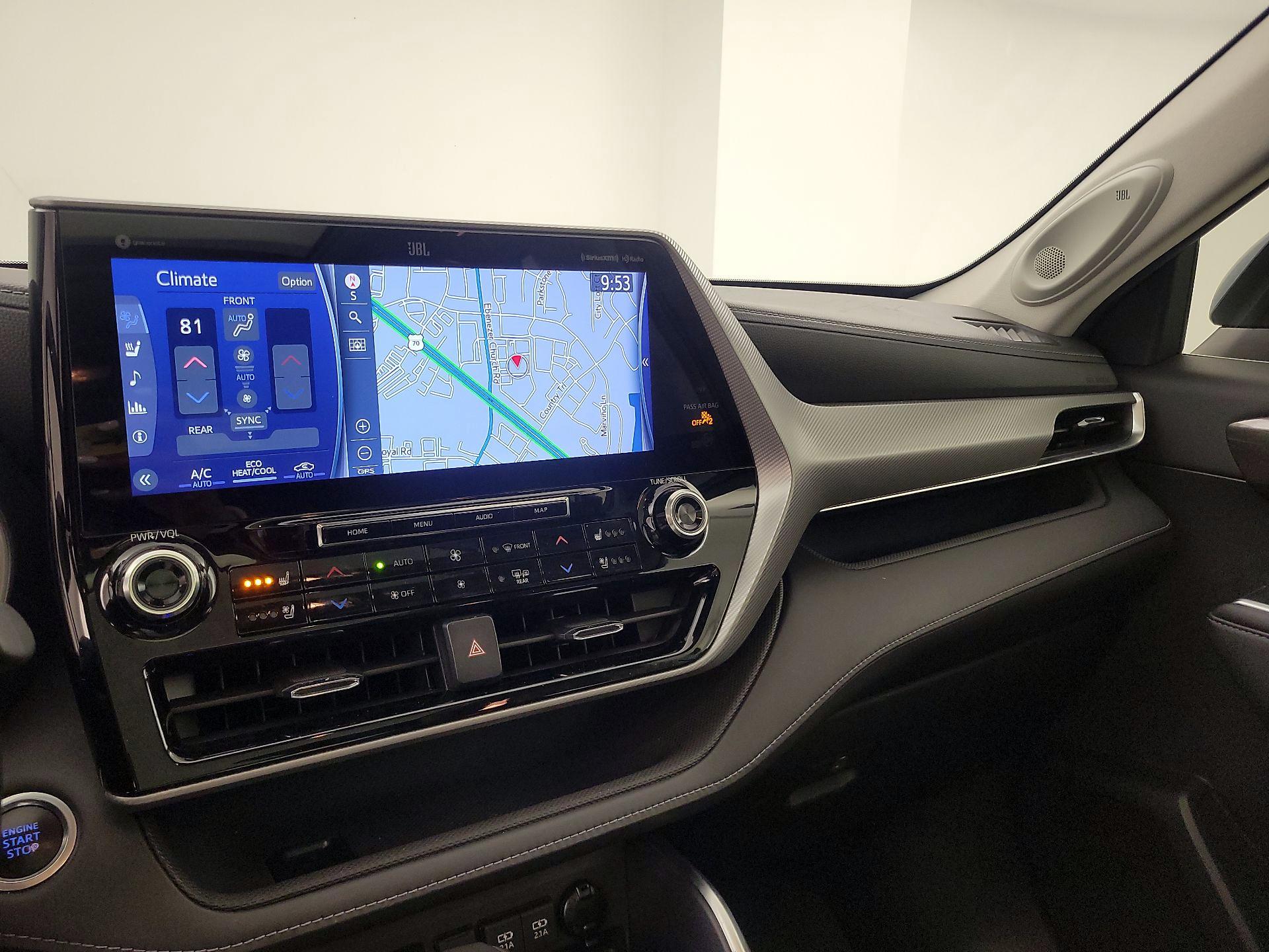 Thumbnail: 2021 Toyota Highlander - 14