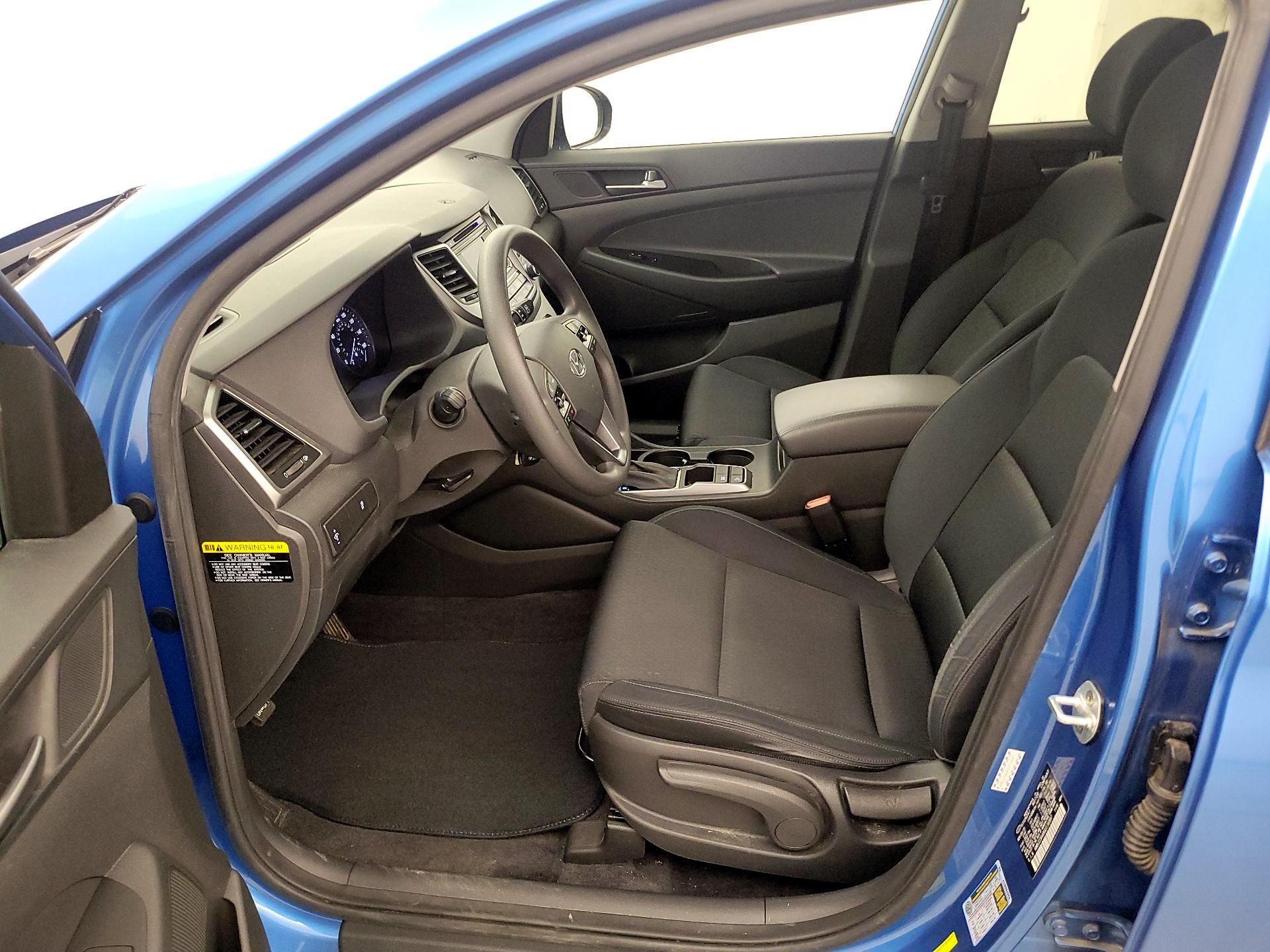 Thumbnail: 2016 Hyundai Tucson - 11