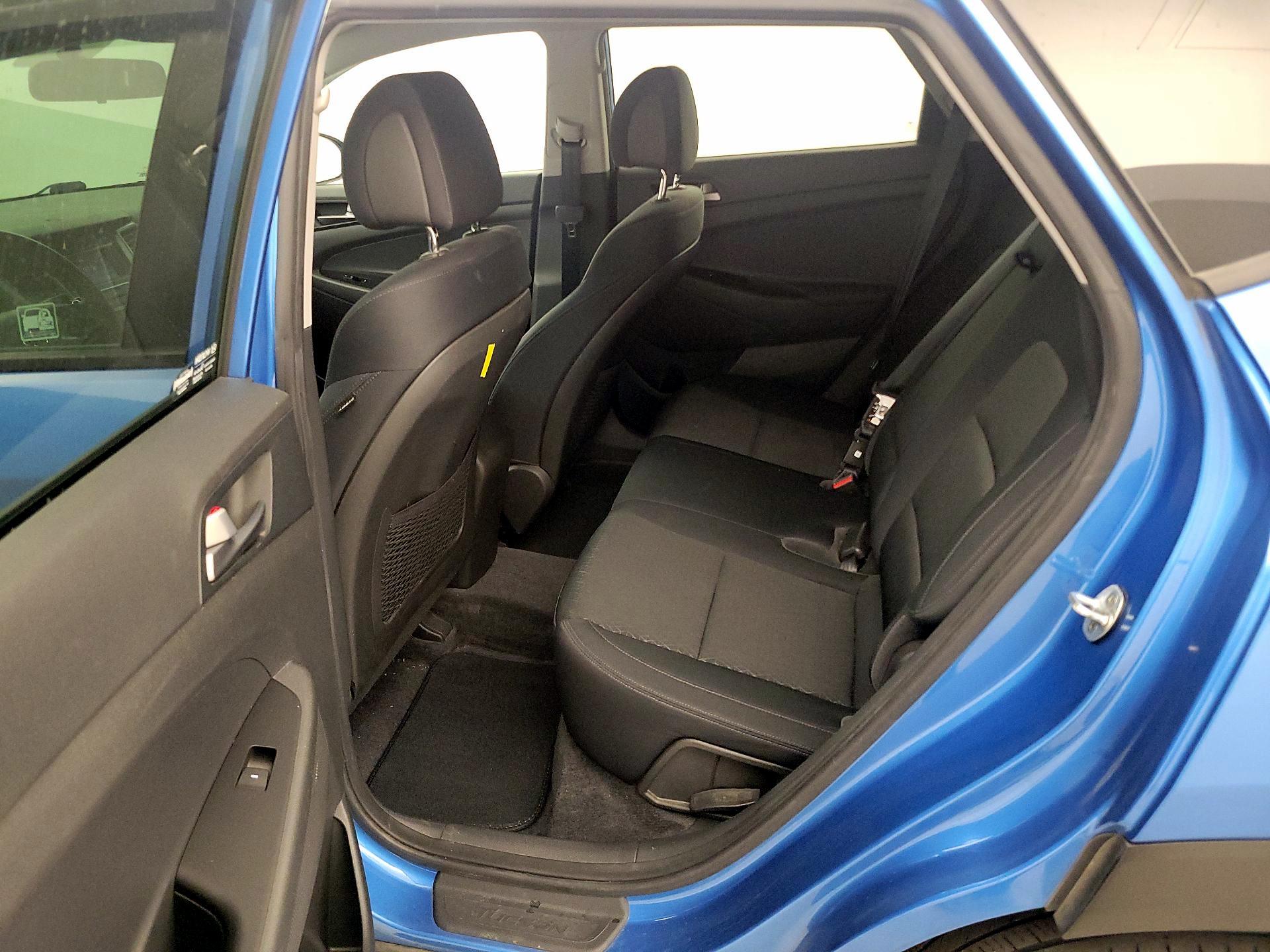 Thumbnail: 2016 Hyundai Tucson - 19