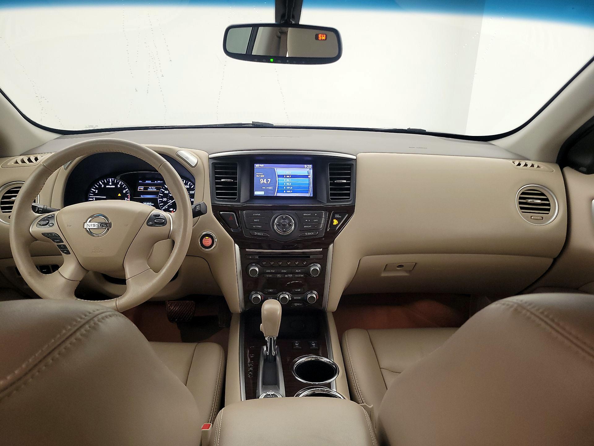 Thumbnail: 2015 Nissan Pathfinder - 9