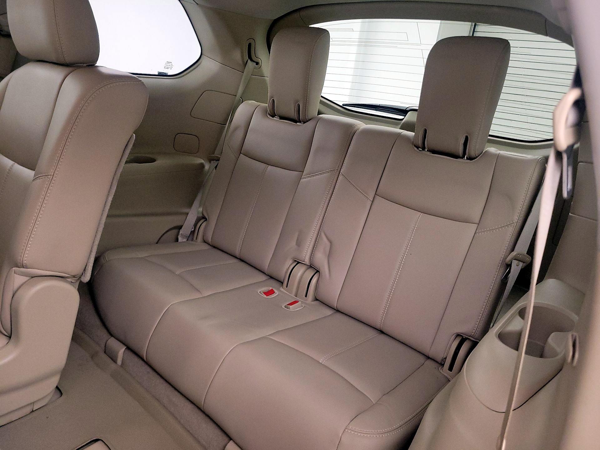 Thumbnail: 2015 Nissan Pathfinder - 20