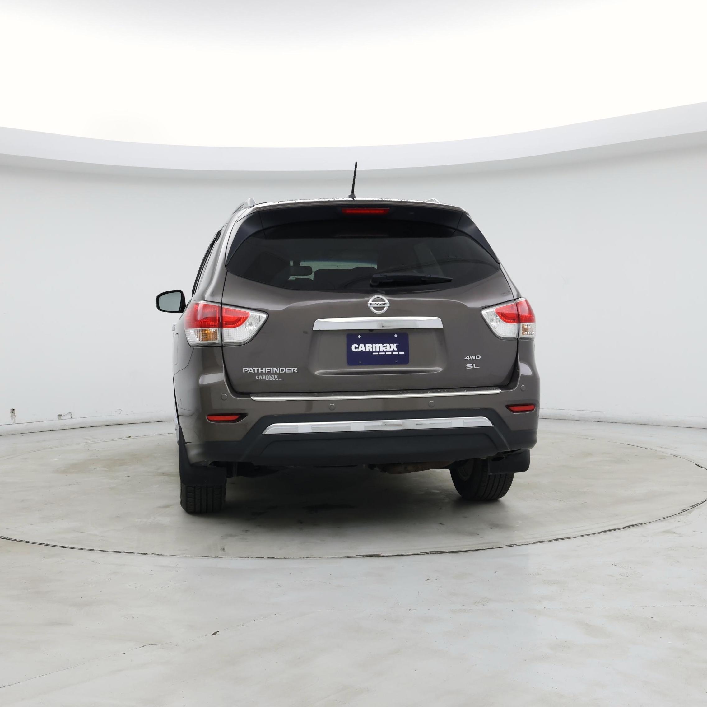 Thumbnail: 2015 Nissan Pathfinder - 6