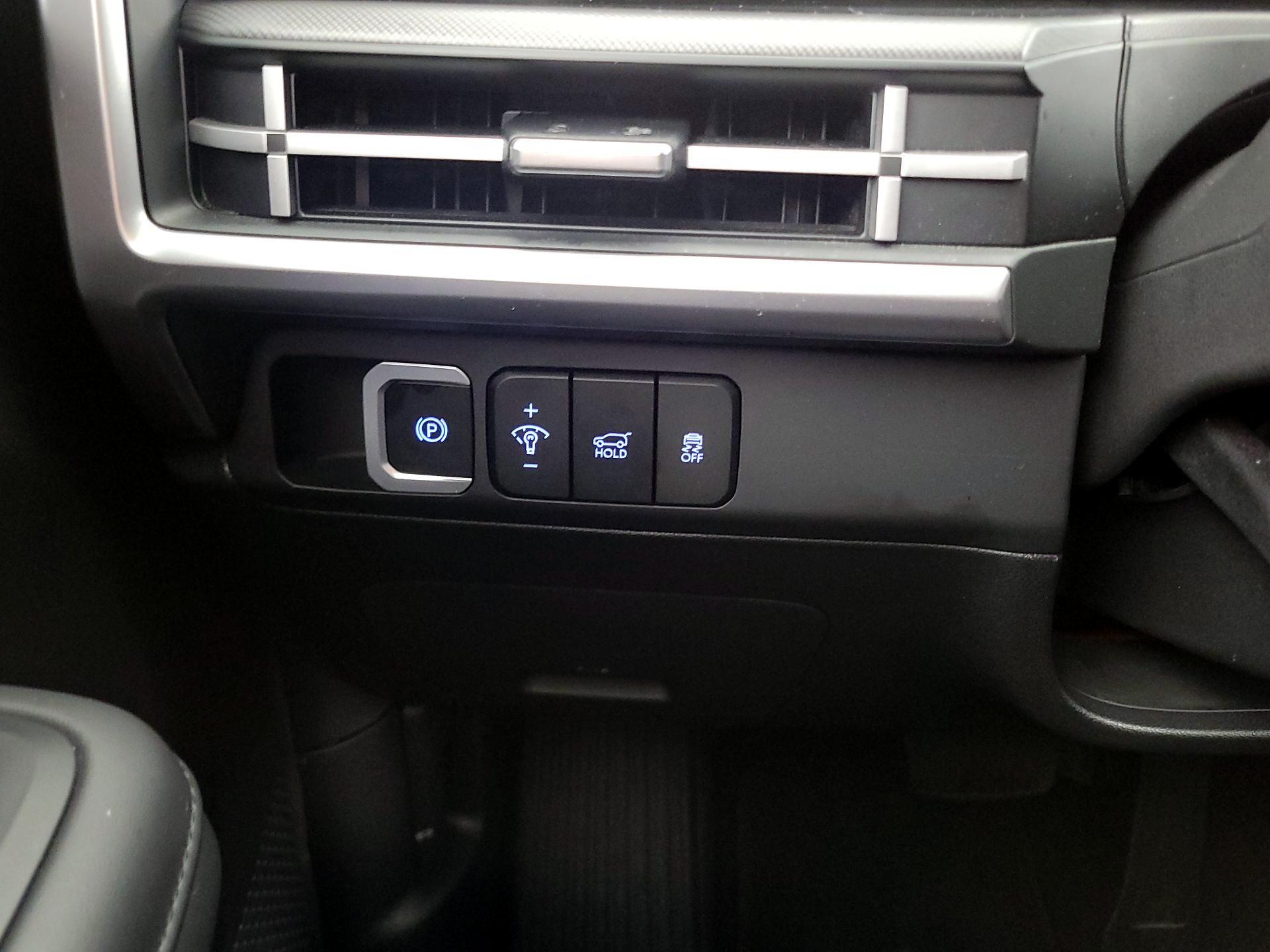 Thumbnail: 2024 Hyundai Santa Fe - 13