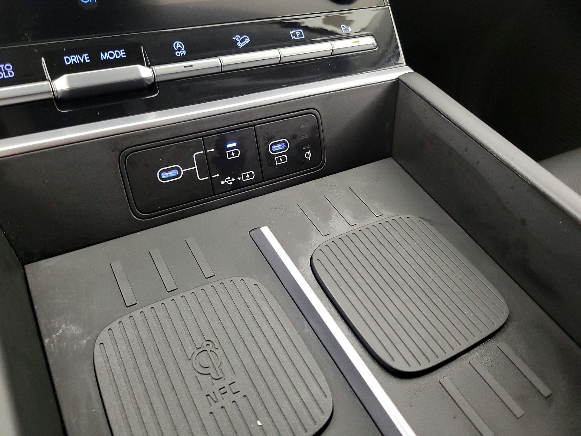 Thumbnail: 2024 Hyundai Santa Fe - 18