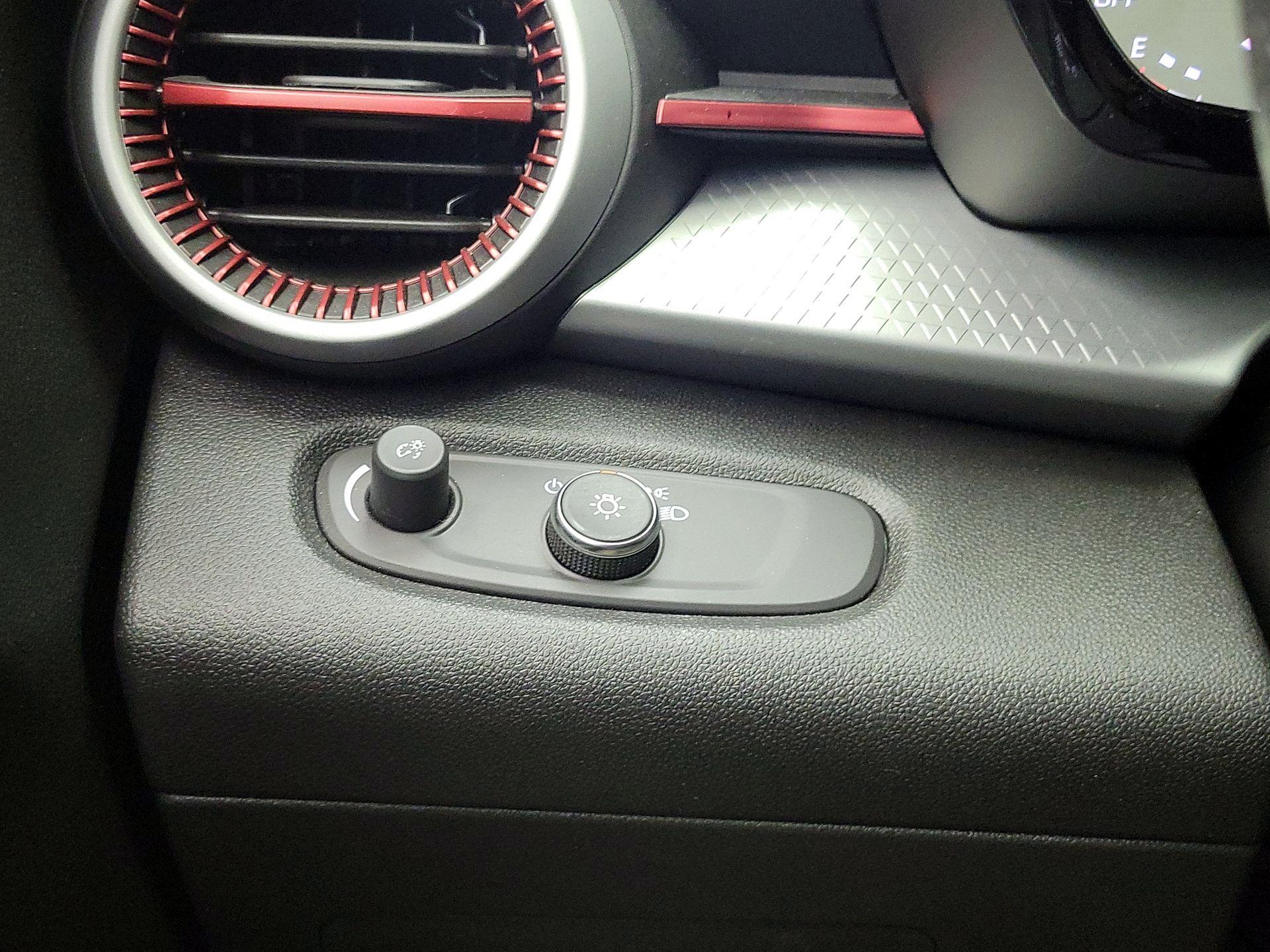 Thumbnail: 2025 Chevrolet Trax - 13