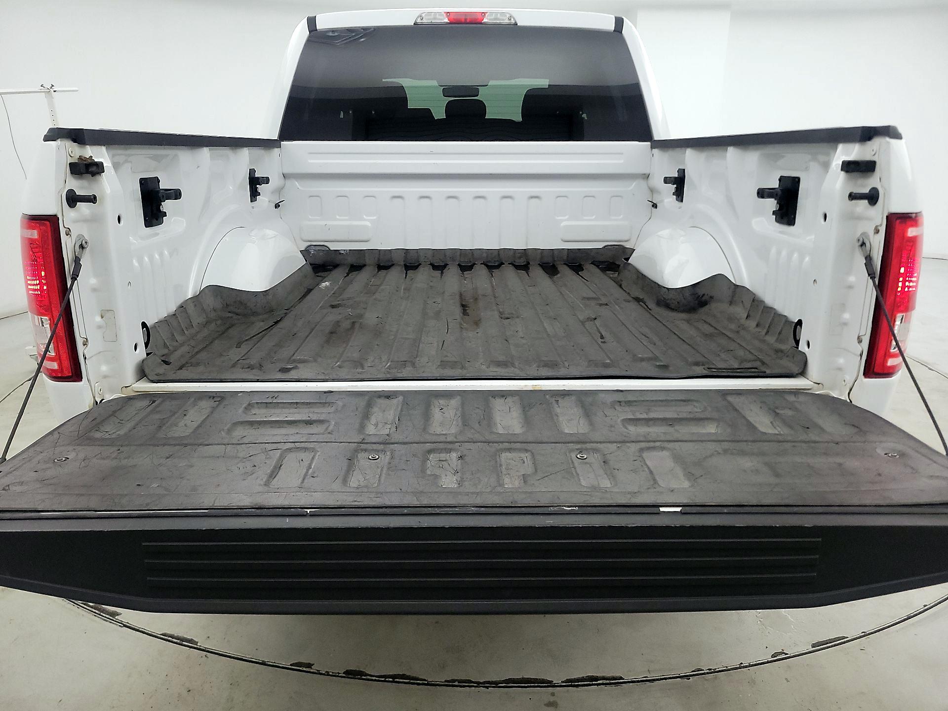 Thumbnail: 2016 Ford F-150 - 20