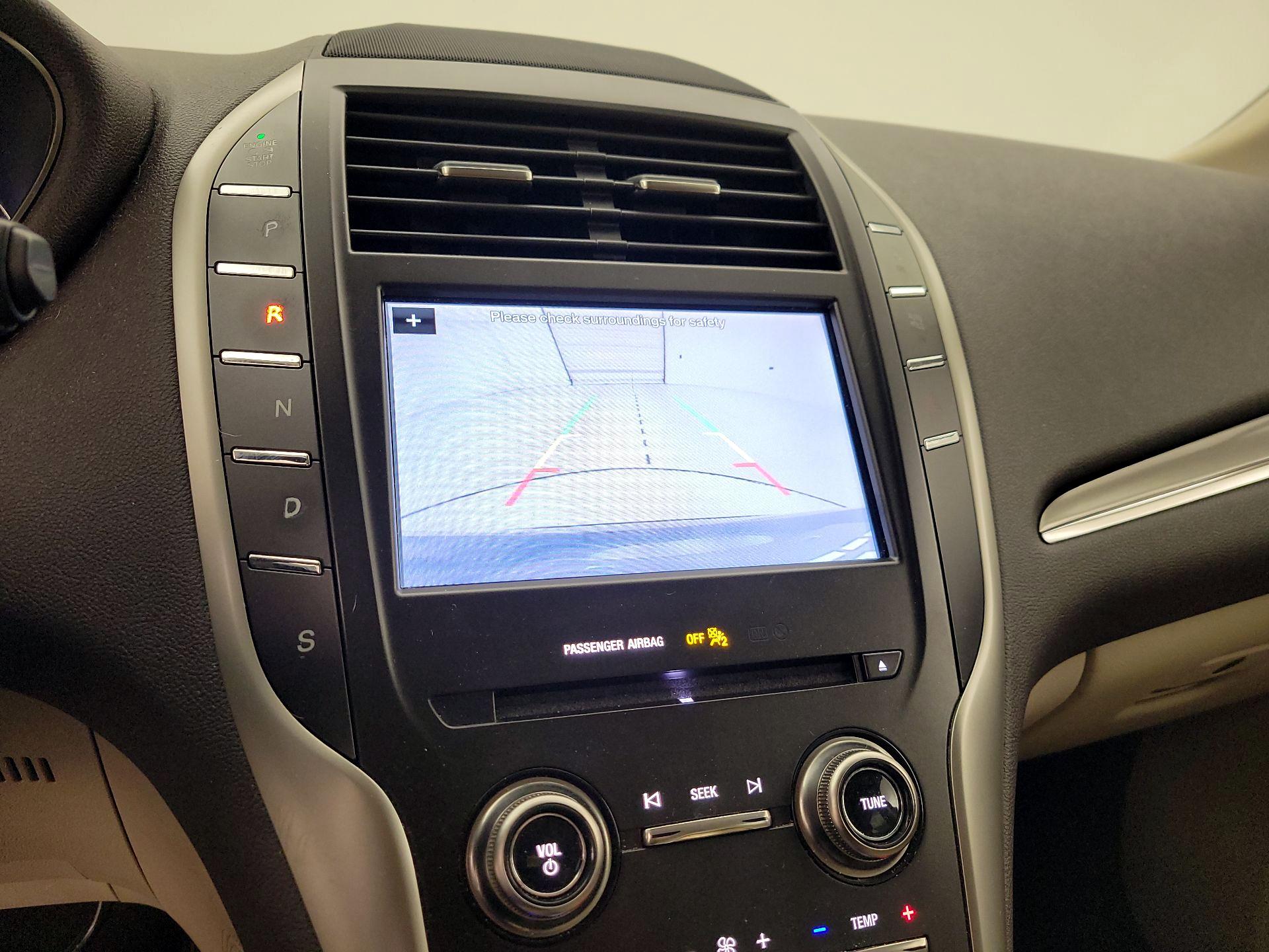 Thumbnail: 2019 Lincoln MKC - 14