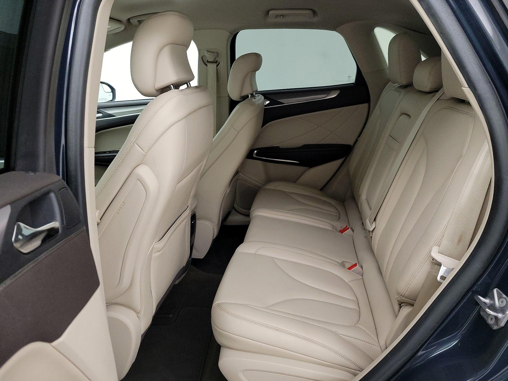 Thumbnail: 2019 Lincoln MKC - 19