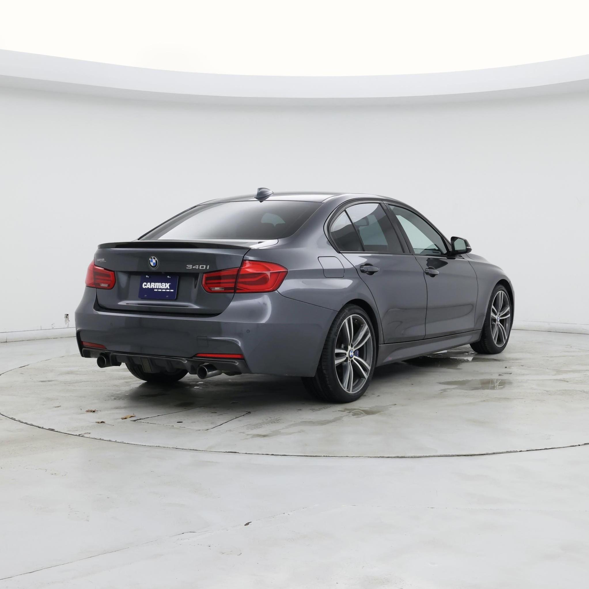 Thumbnail: 2017 BMW 3 Series - 8