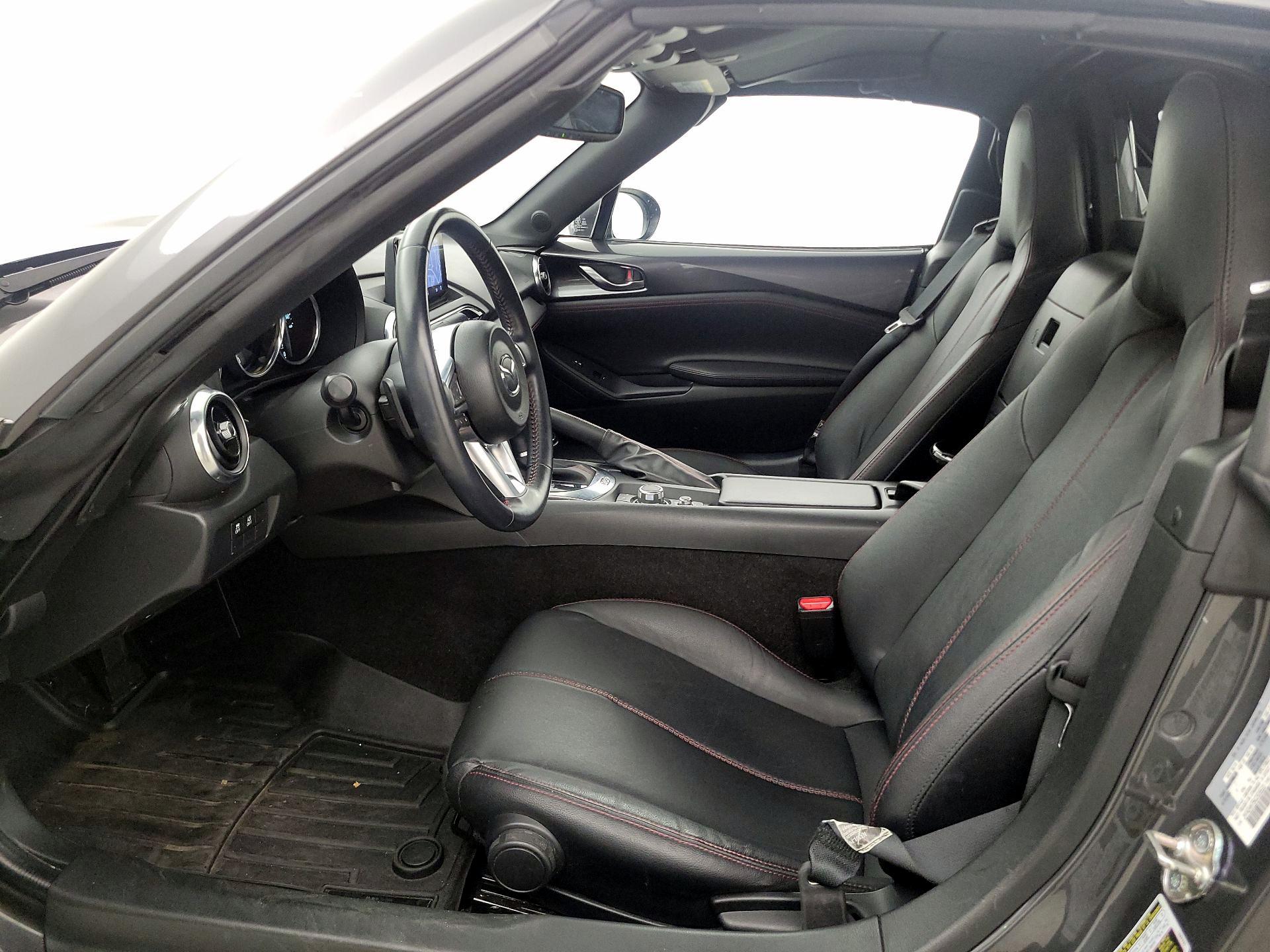 Thumbnail: 2019 Mazda MX-5 Miata - 11