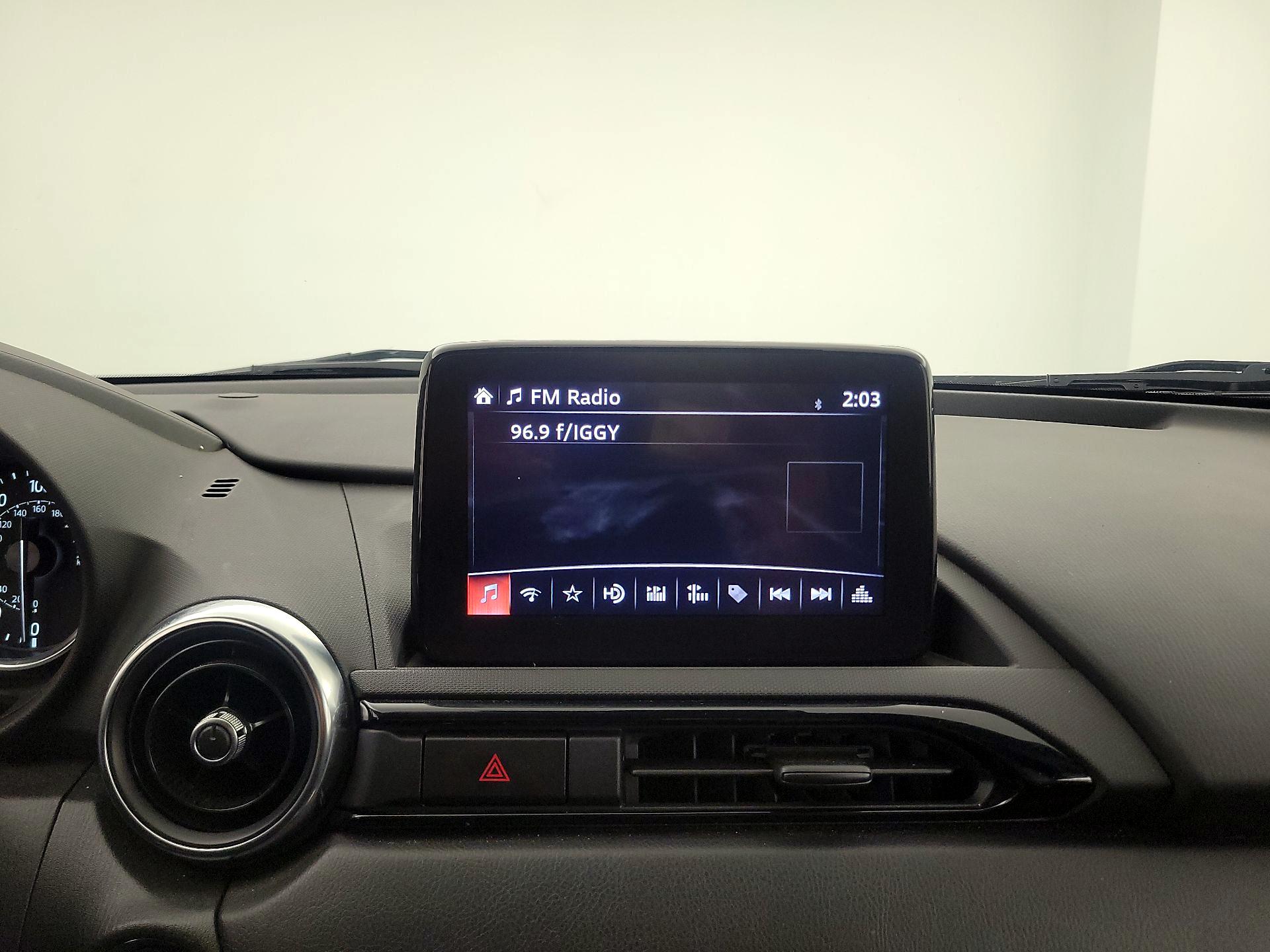 Thumbnail: 2019 Mazda MX-5 Miata - 16