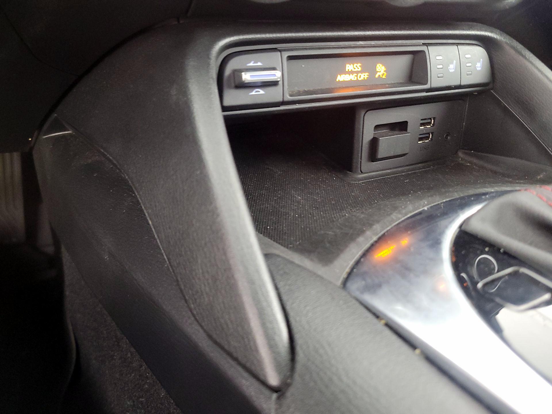 Thumbnail: 2019 Mazda MX-5 Miata - 19