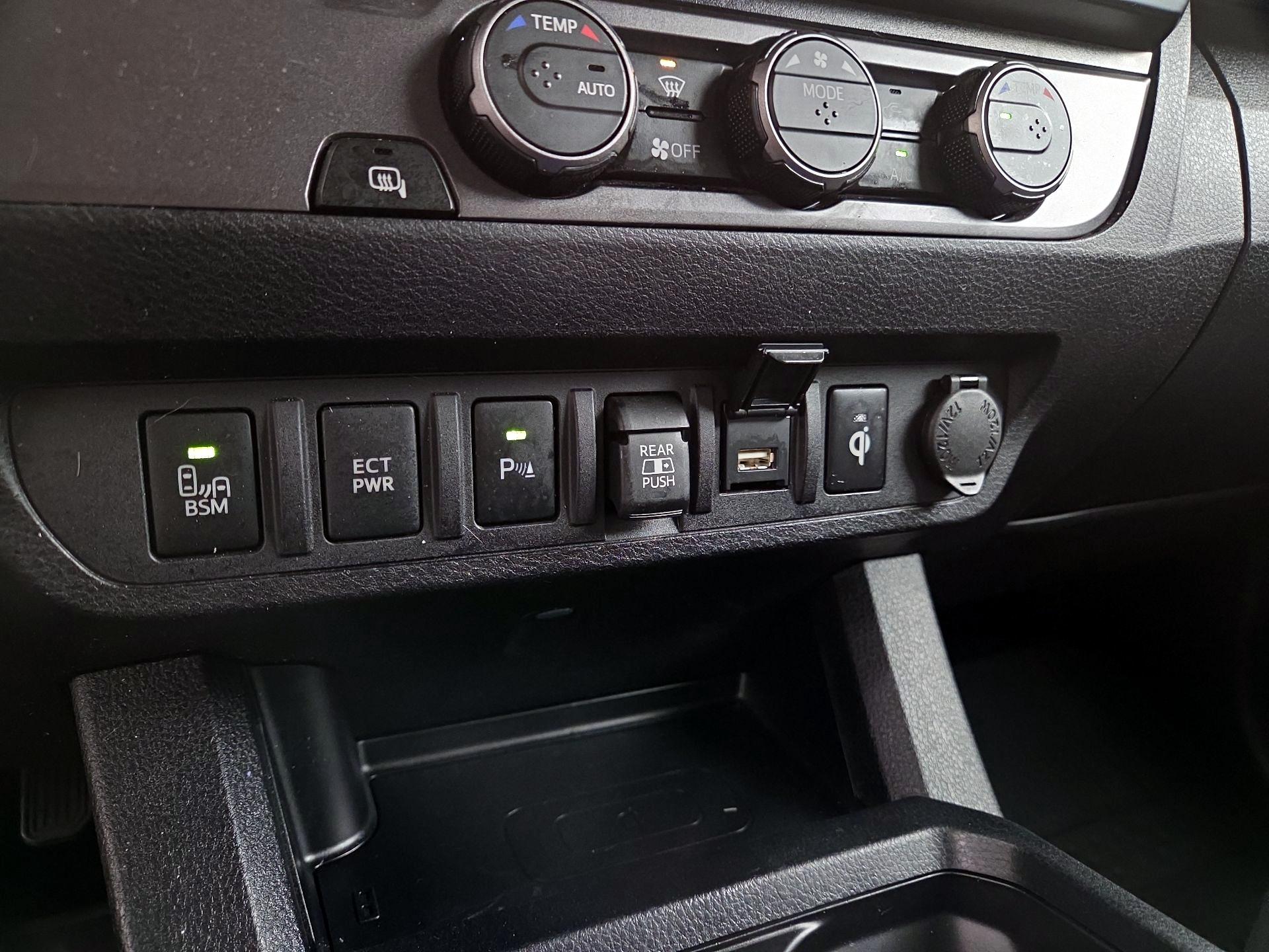 Thumbnail: 2023 Toyota Tacoma - 18