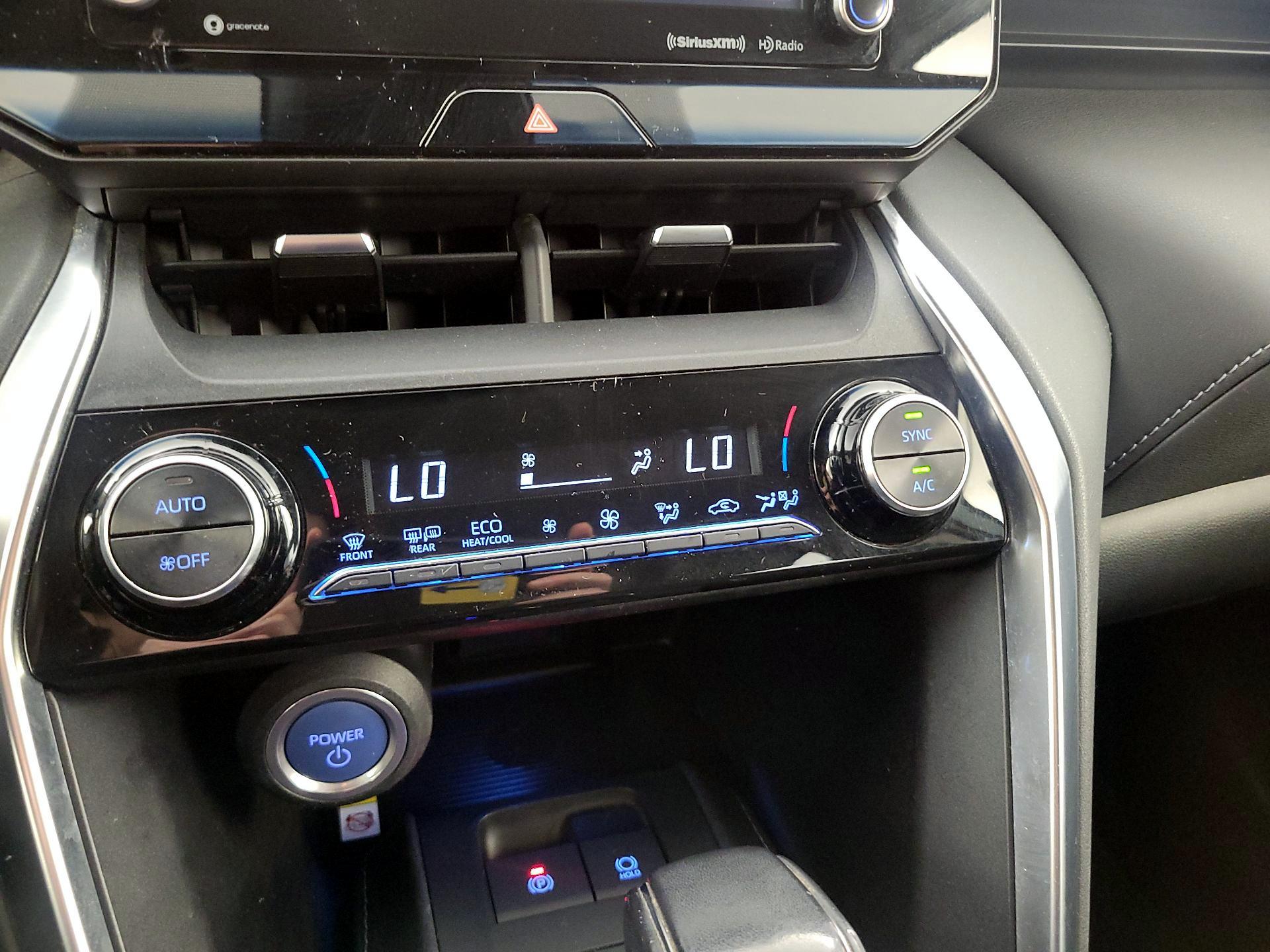 Thumbnail: 2021 Toyota Venza - 16