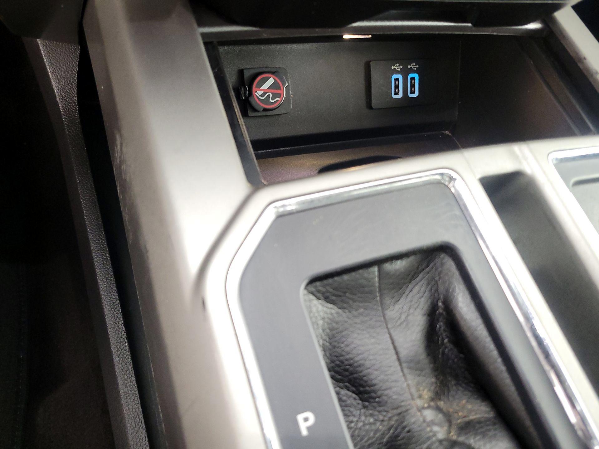 Thumbnail: 2016 Ford F-150 - 19