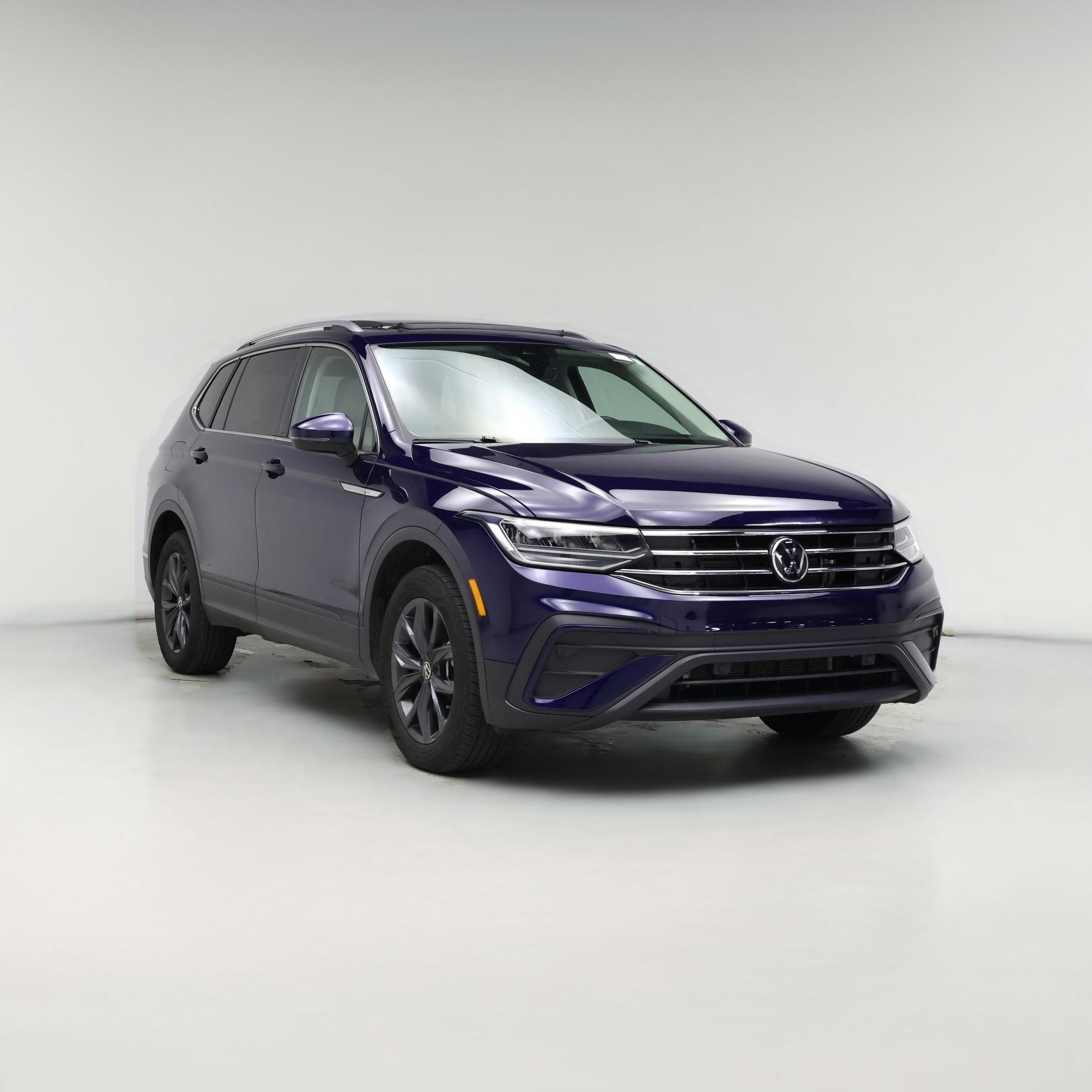 Thumbnail: 2023 Volkswagen Tiguan - 1