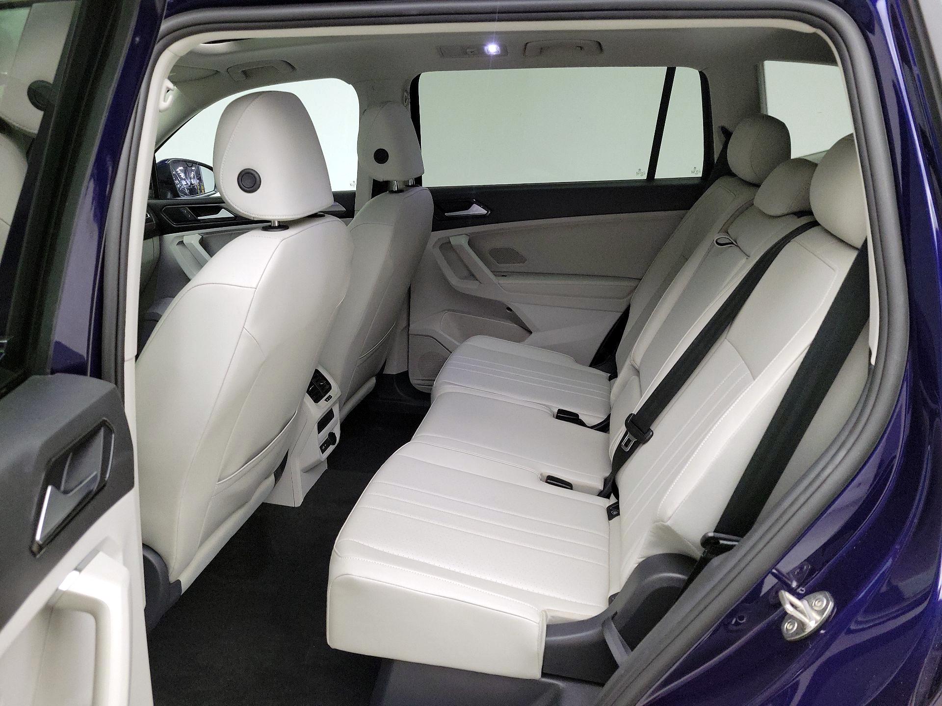 Thumbnail: 2023 Volkswagen Tiguan - 20