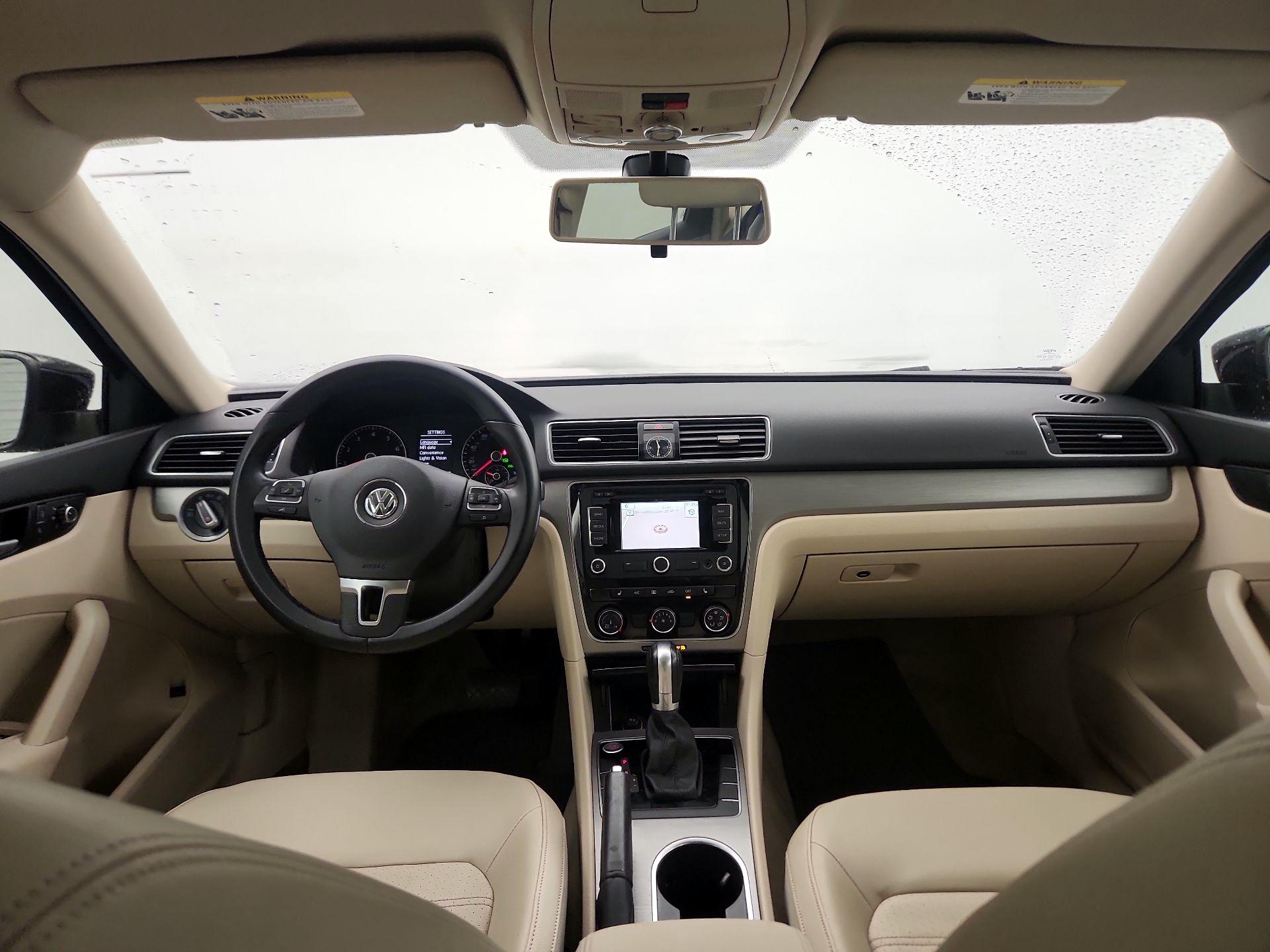 Thumbnail: 2015 Volkswagen Passat - 8