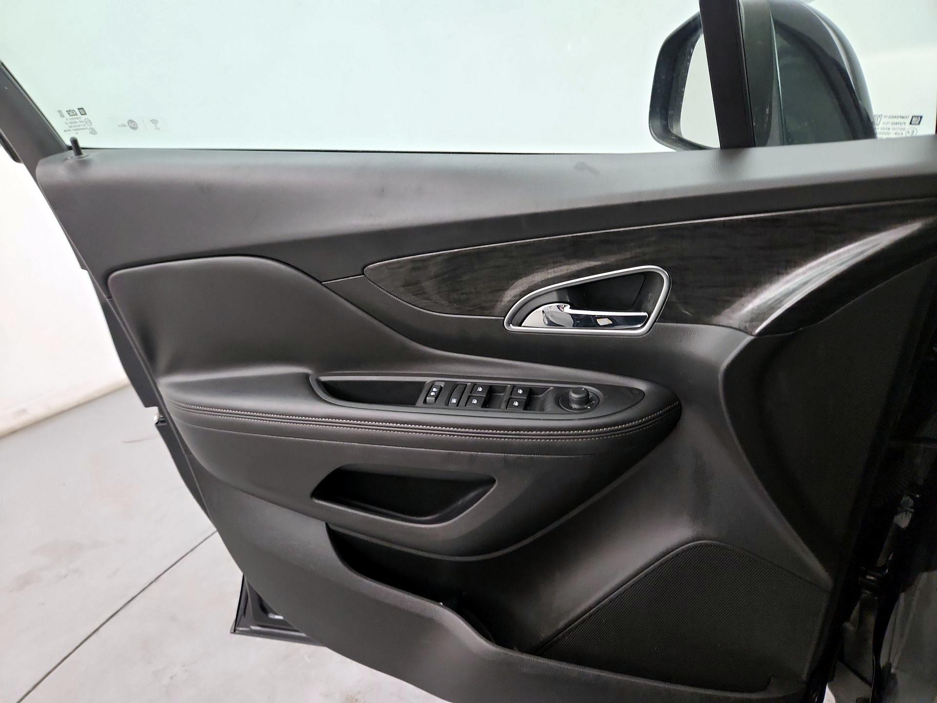 Thumbnail: 2016 Buick Encore - 10