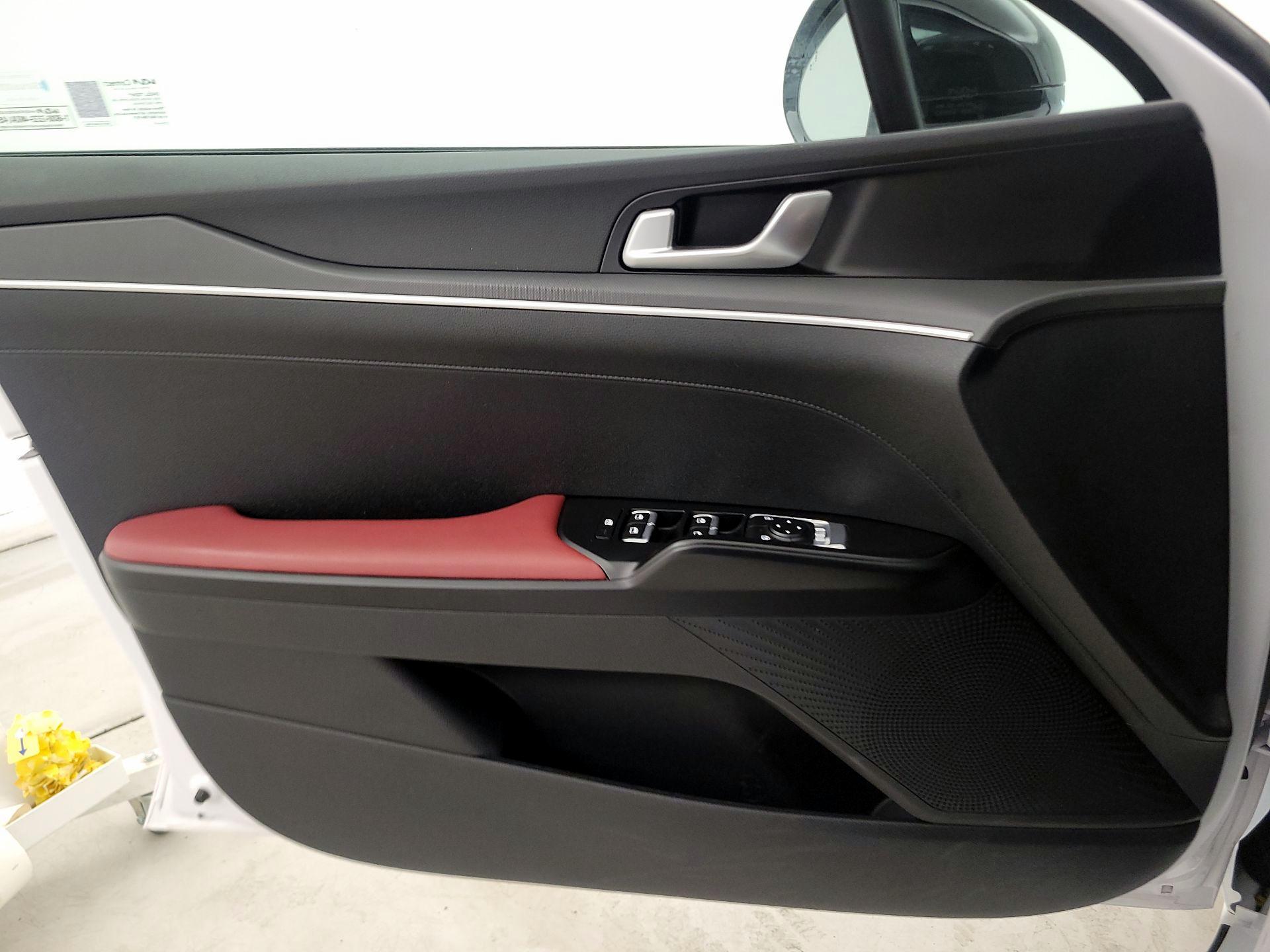 Thumbnail: 2024 Kia K5 - 12