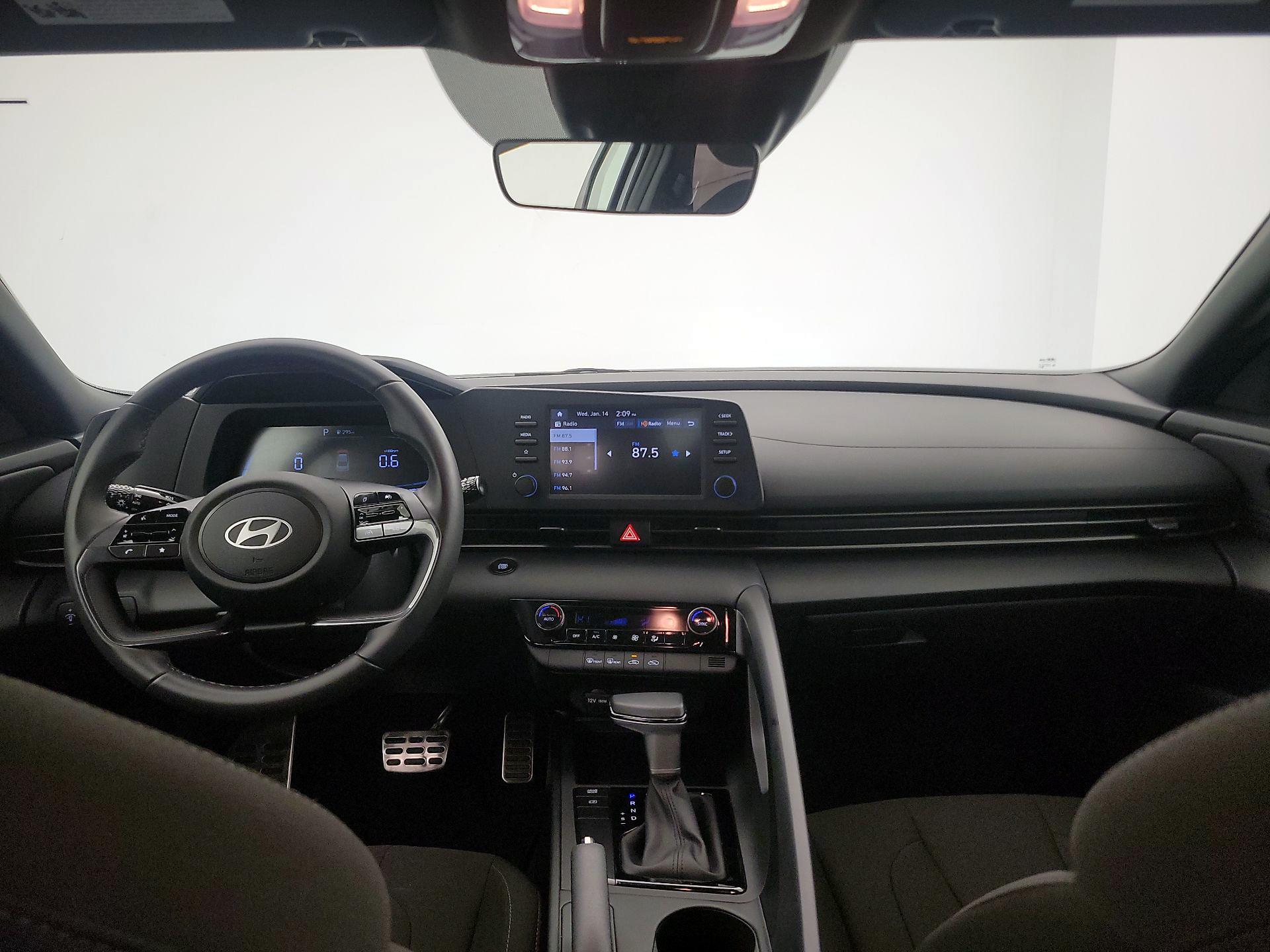 Thumbnail: 2025 Hyundai Elantra - 9