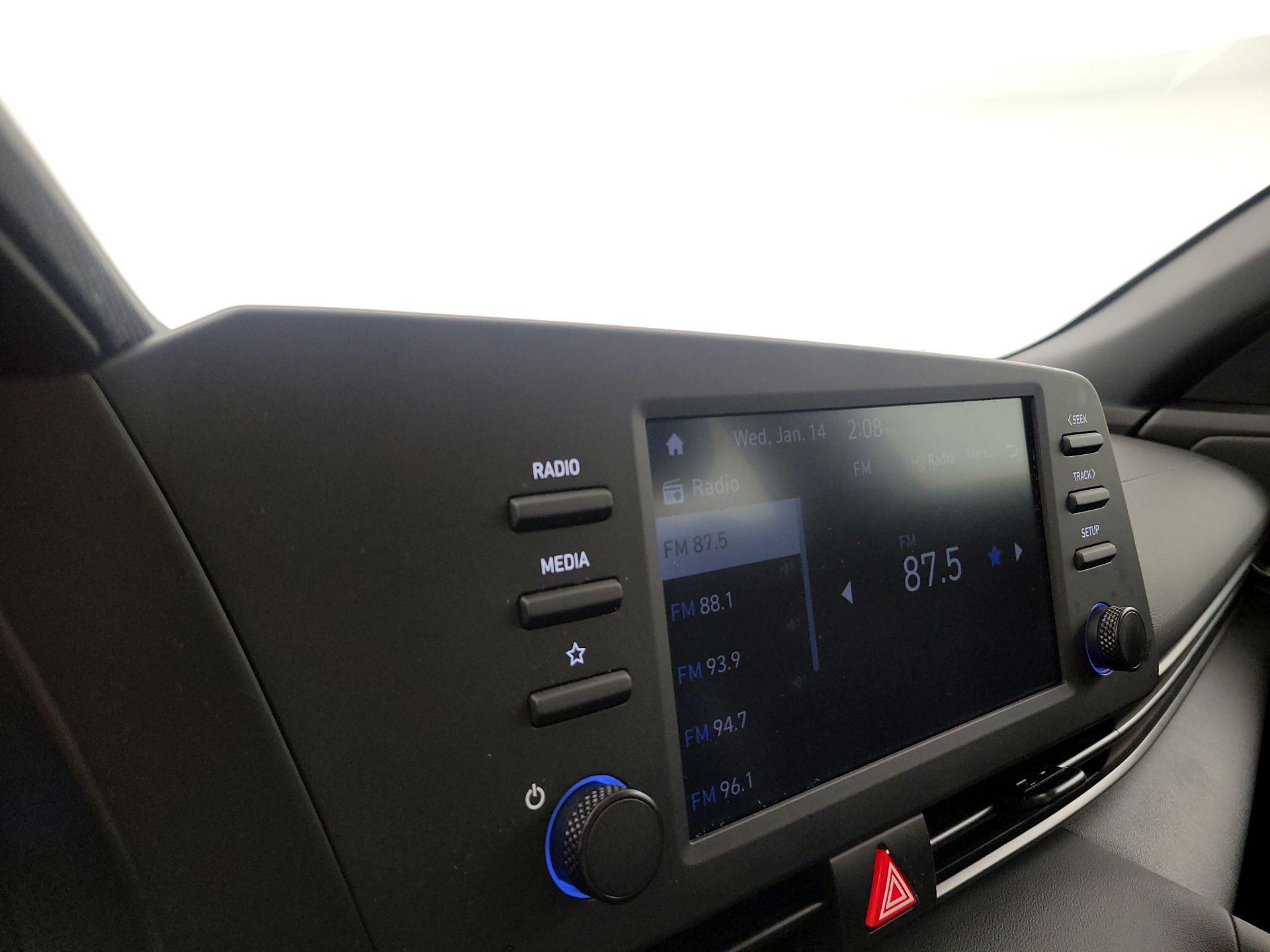 Thumbnail: 2025 Hyundai Elantra - 15