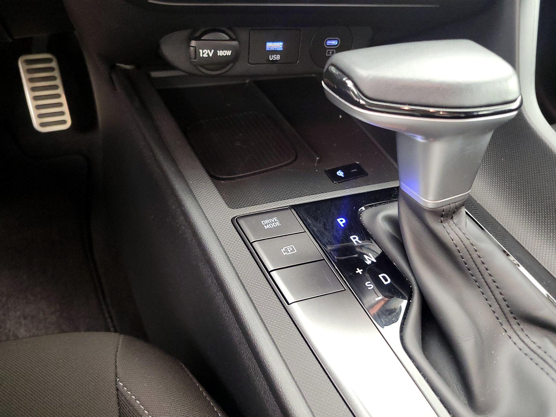 Thumbnail: 2025 Hyundai Elantra - 17