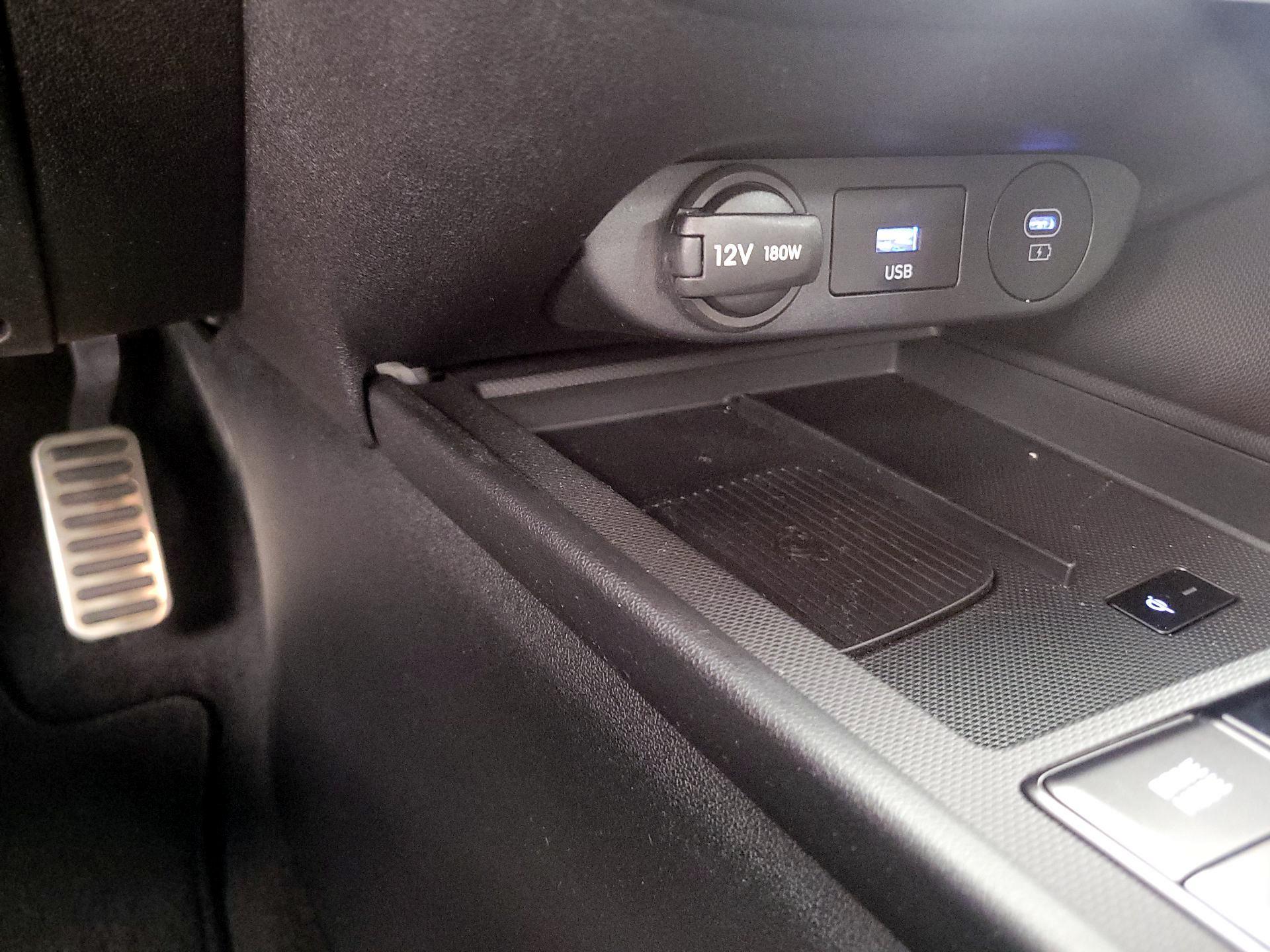 Thumbnail: 2025 Hyundai Elantra - 18