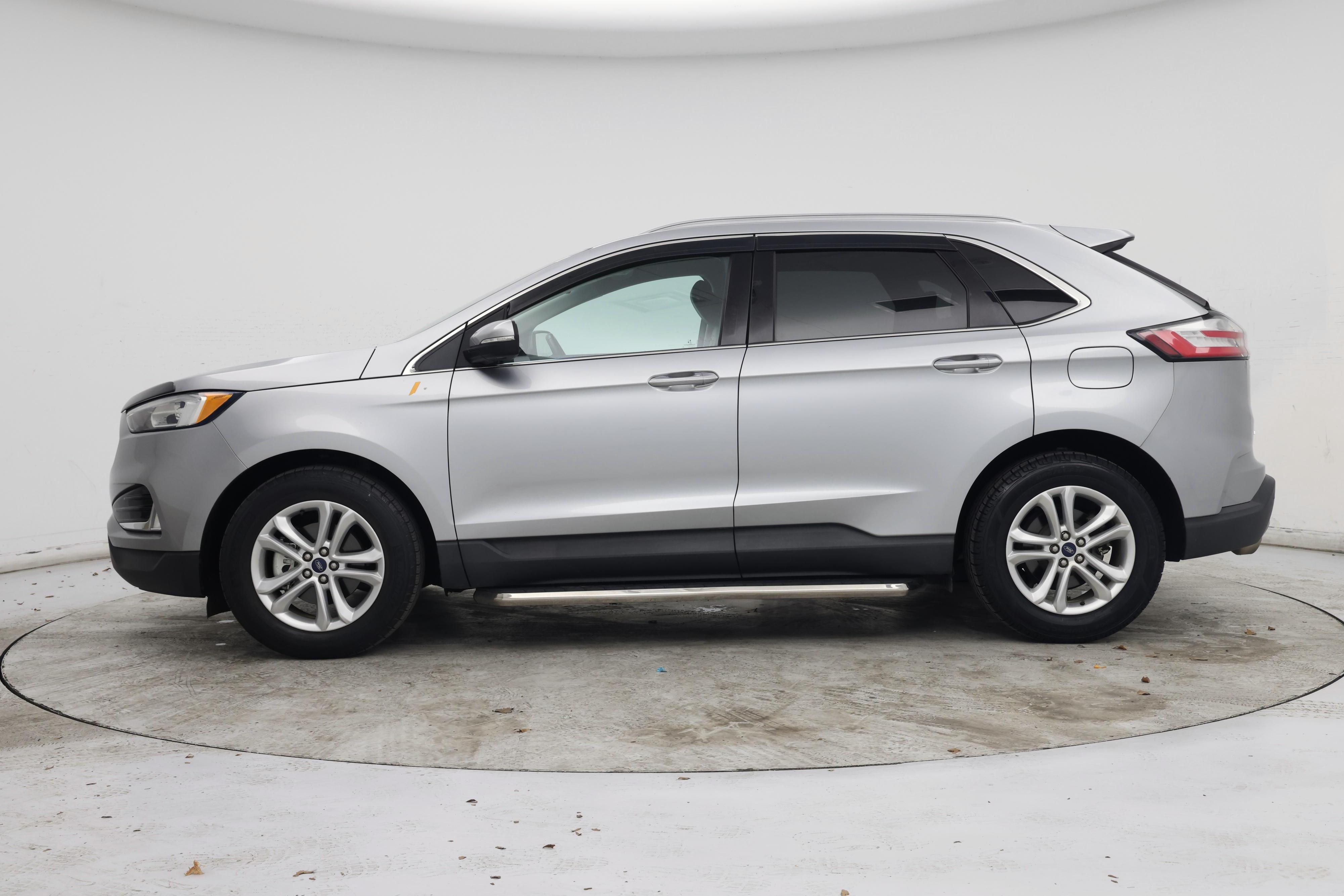 Thumbnail: 2020 Ford Edge - 3