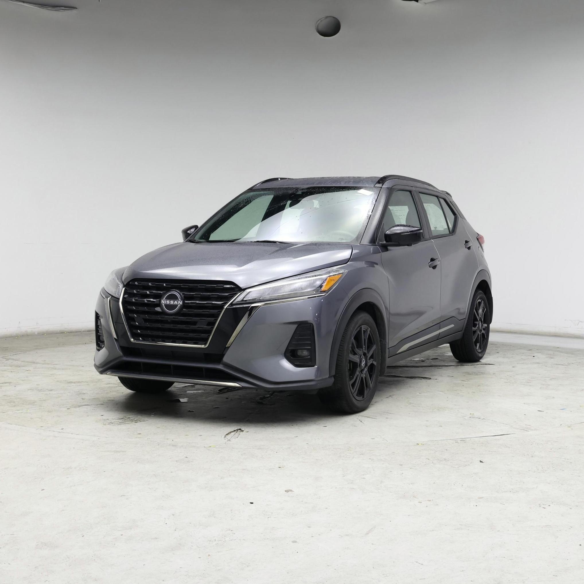 Thumbnail: 2023 Nissan Kicks - 4