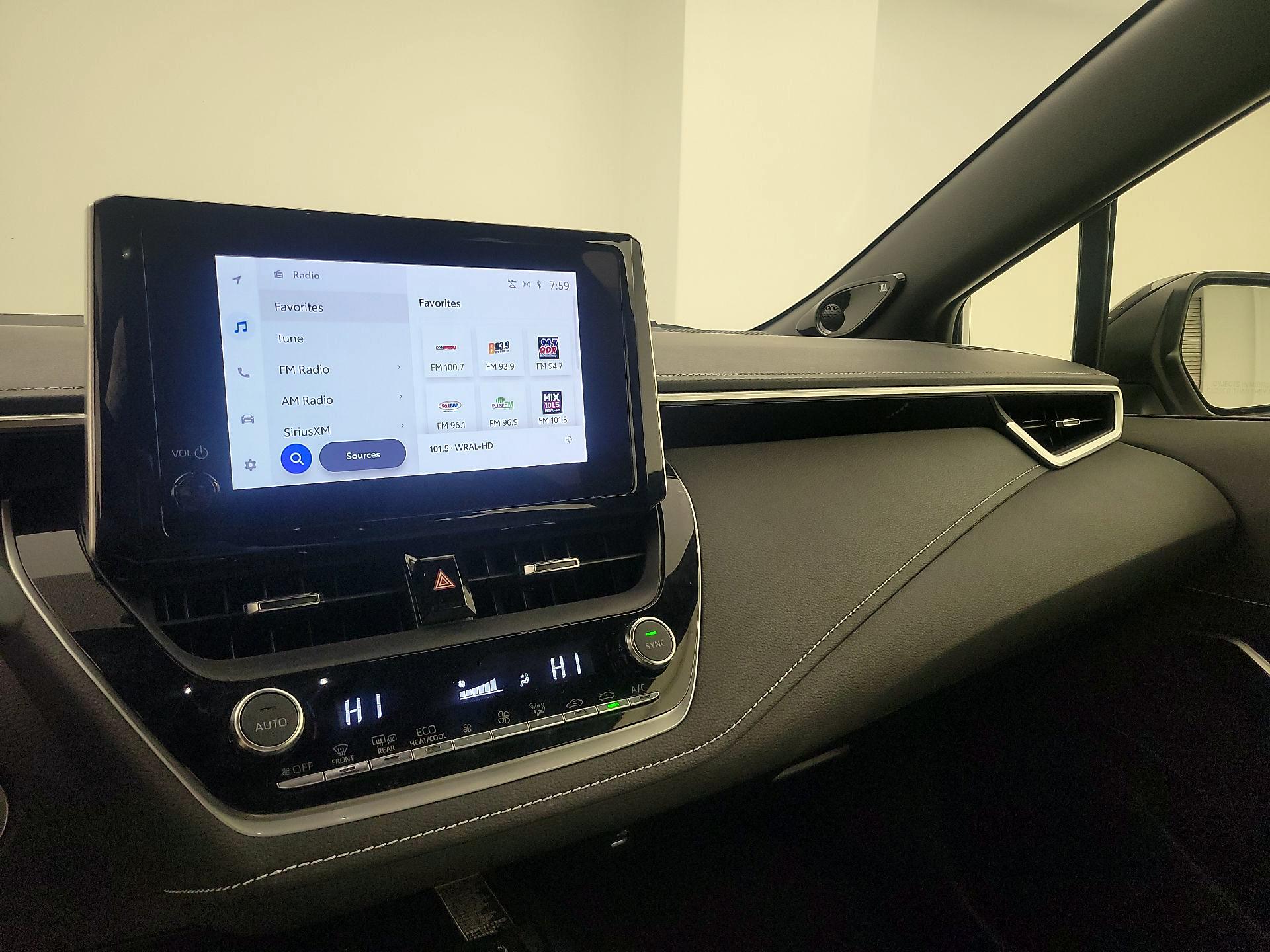 Thumbnail: 2023 Toyota Corolla - 15