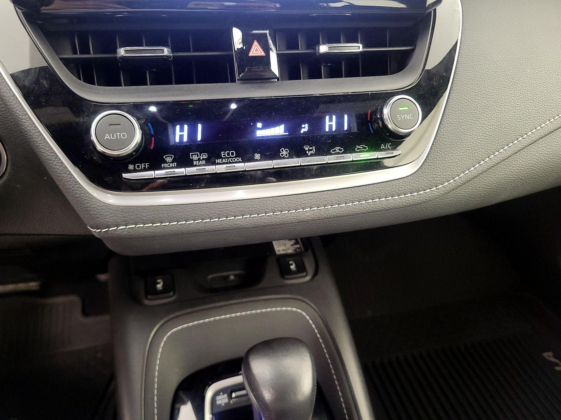 Thumbnail: 2023 Toyota Corolla - 16