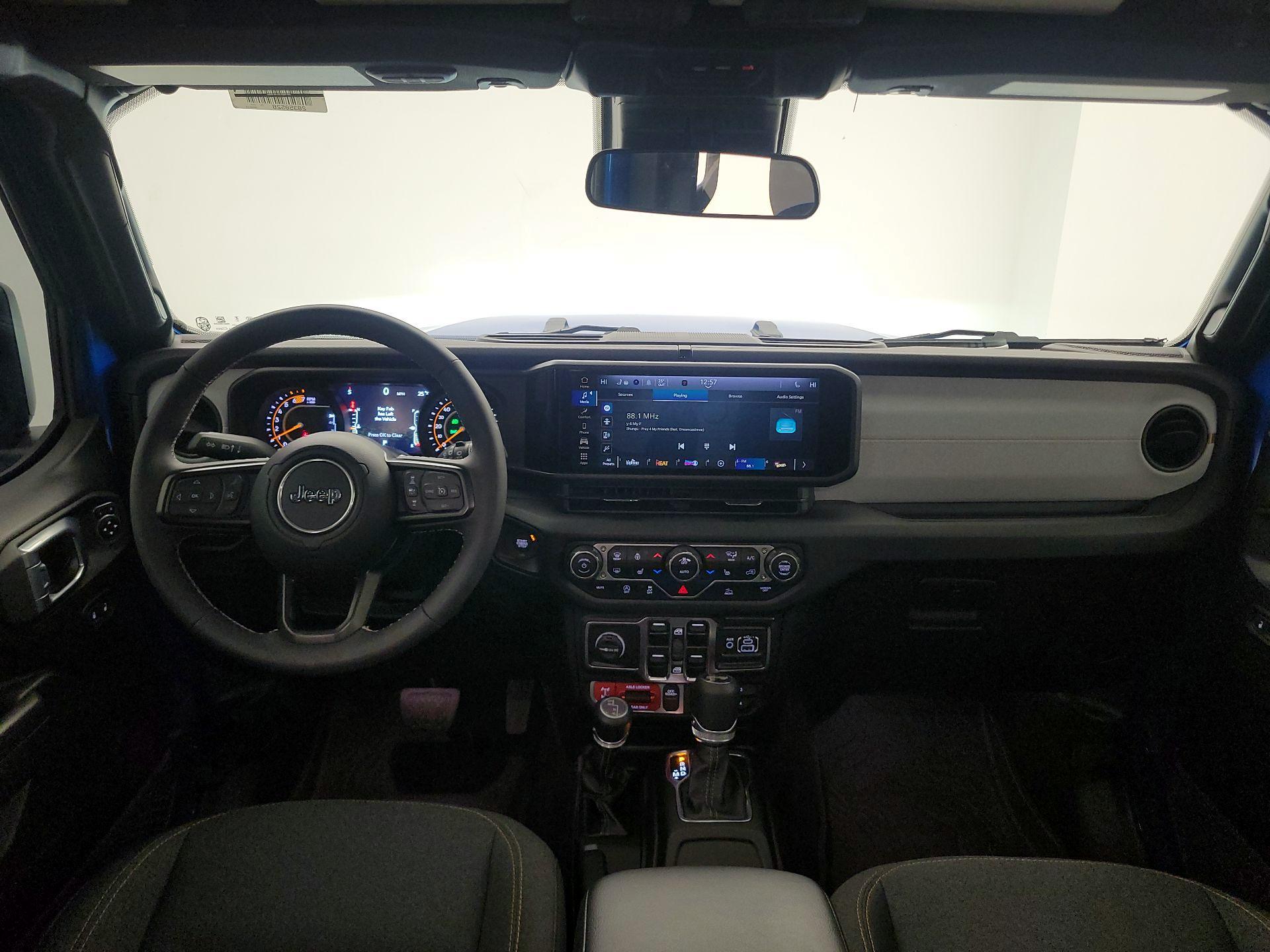 Thumbnail: 2025 Jeep Wrangler - 9