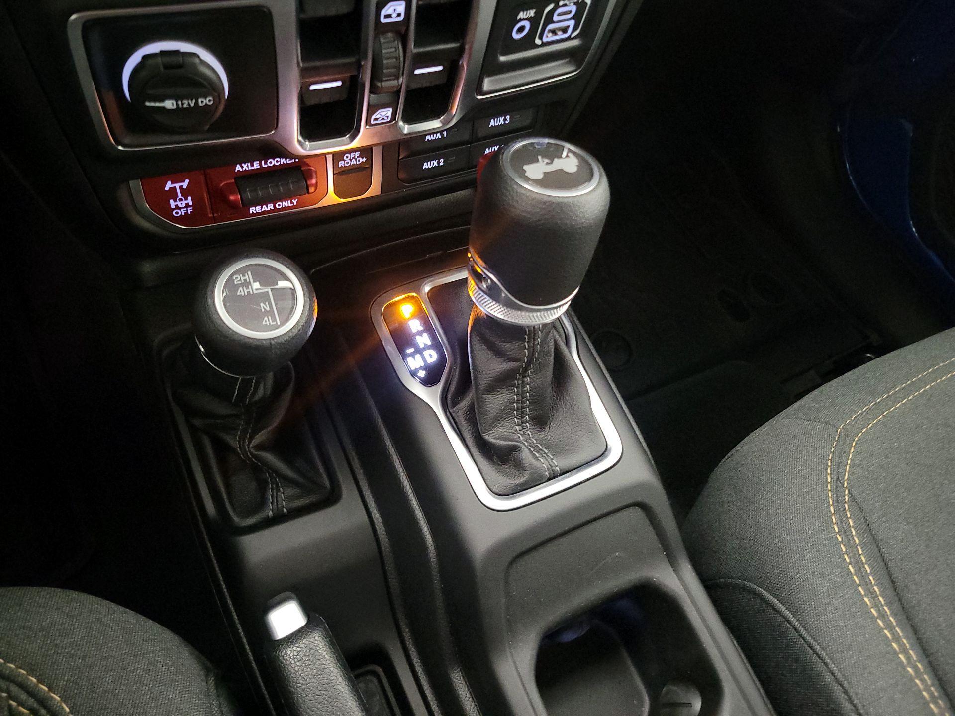 Thumbnail: 2025 Jeep Wrangler - 17